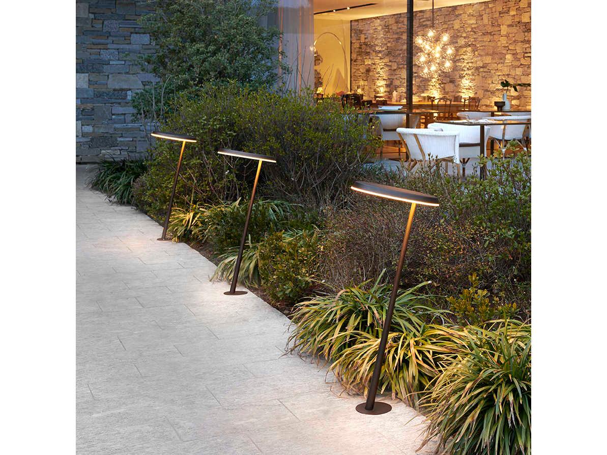 Oluce Amanita 1 - Light Outdoor Path Light