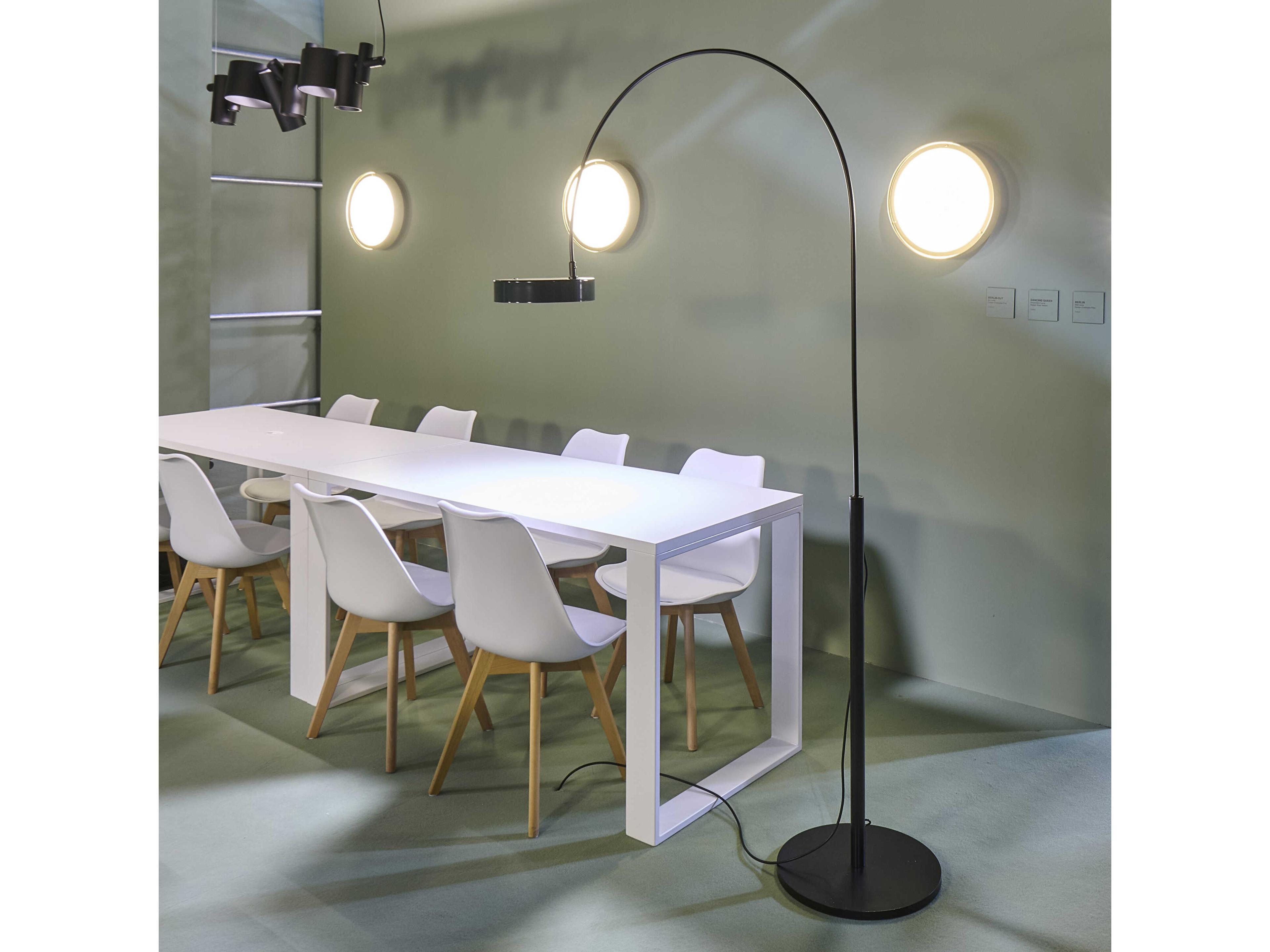 Oluce Berlin 1-Light Outdoor Lamp