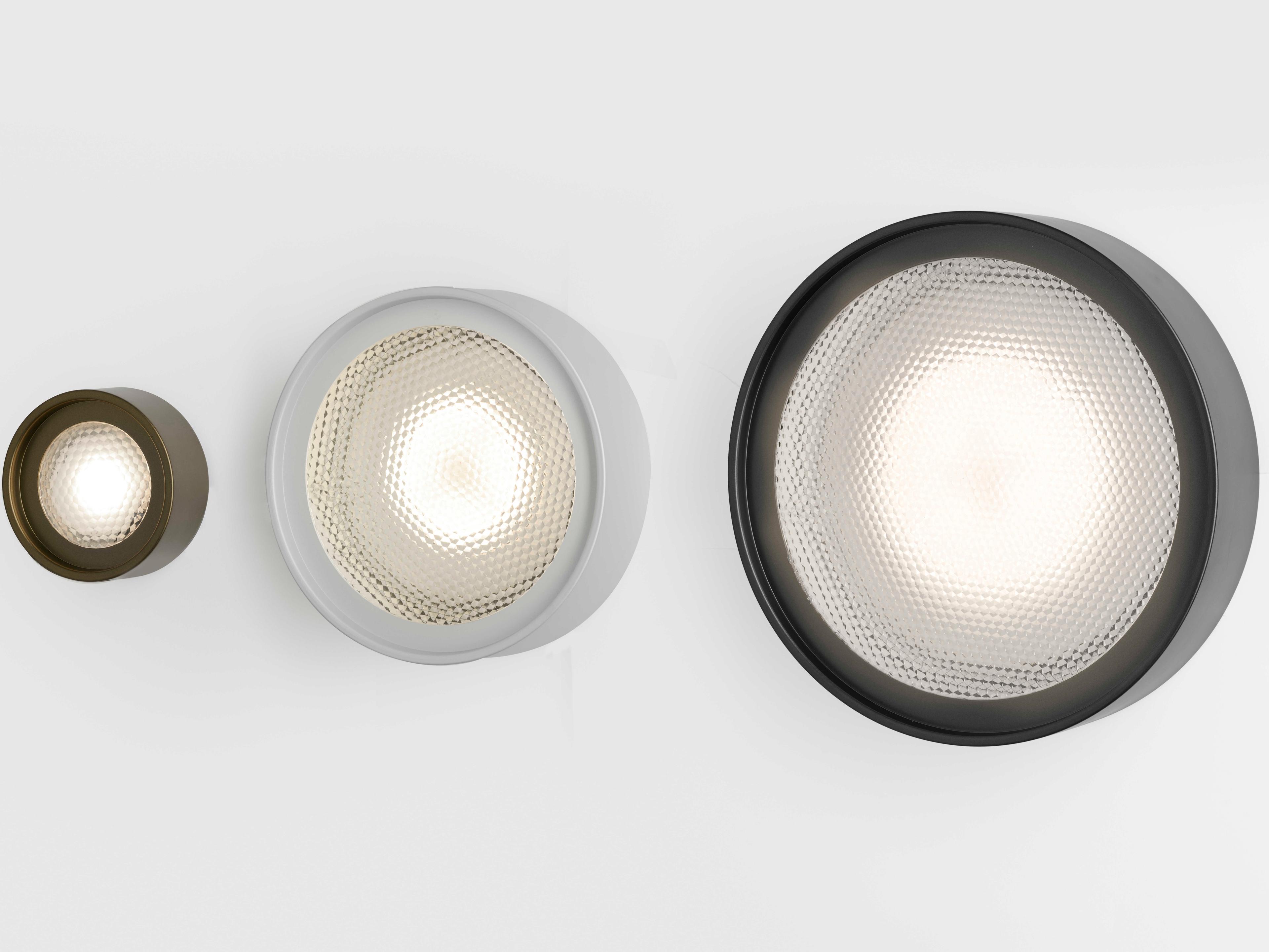 Oluce Berlin 1-Light Outdoor Wall Light