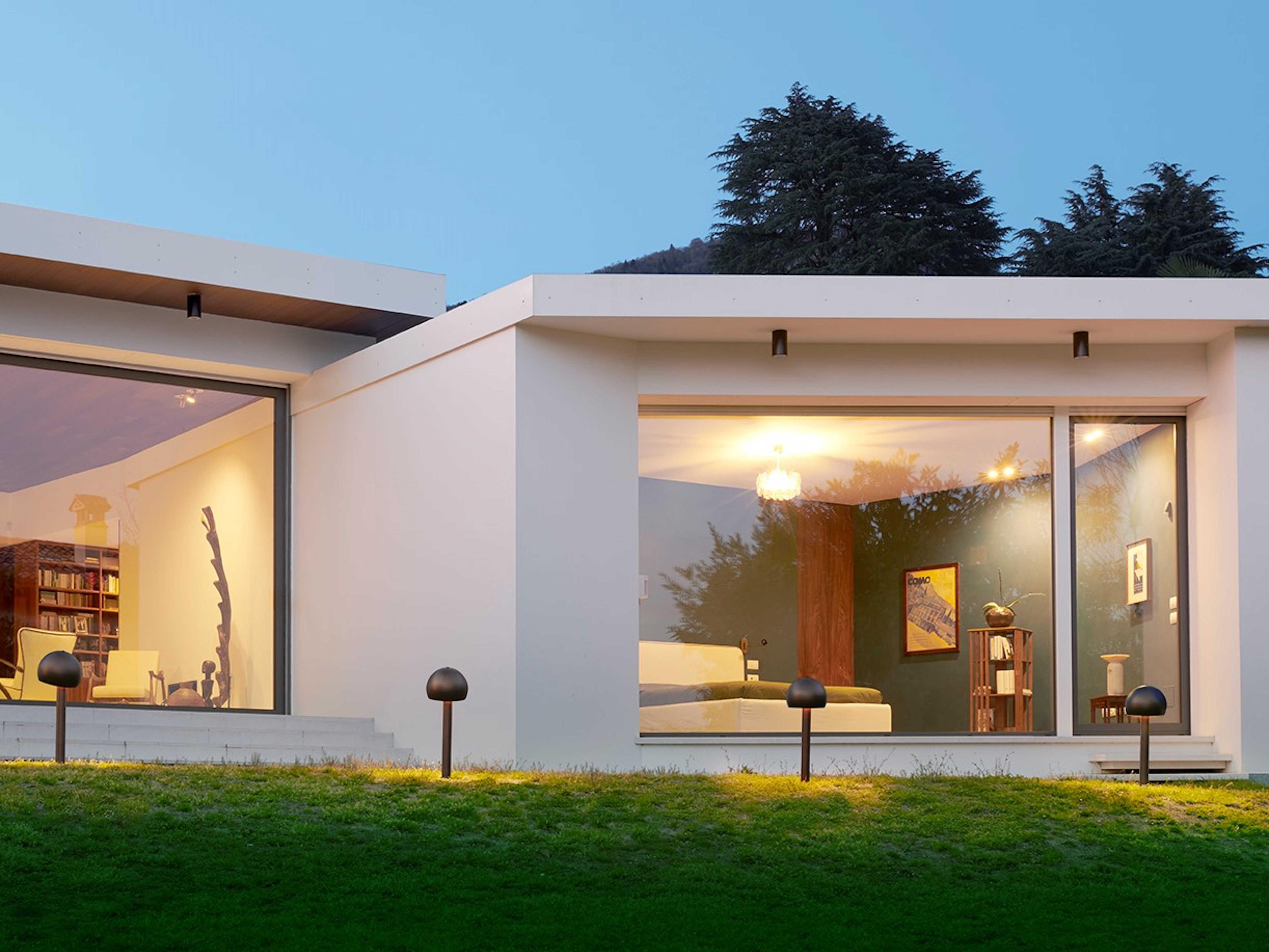 Oluce Otto 1 - Light Outdoor Path Light