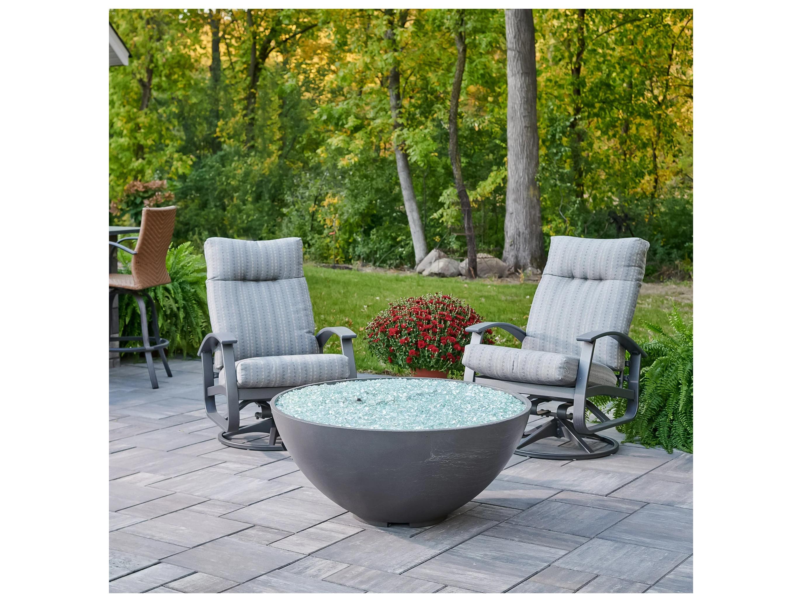 Outdoor Greatroom Cove Edge Concrete Midnight Mist Round Gas Fire Pit Bowl with Direct Spark Ignition NG