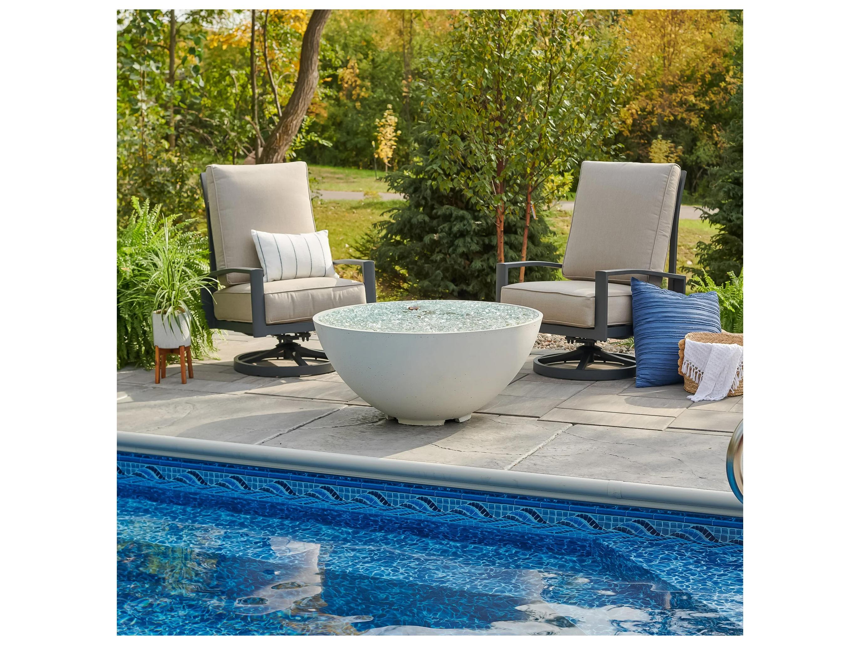 Outdoor Greatroom Cove Edge Concrete White Cove Round Gas Fire Pit Bowl with Direct Spark Ignition NG