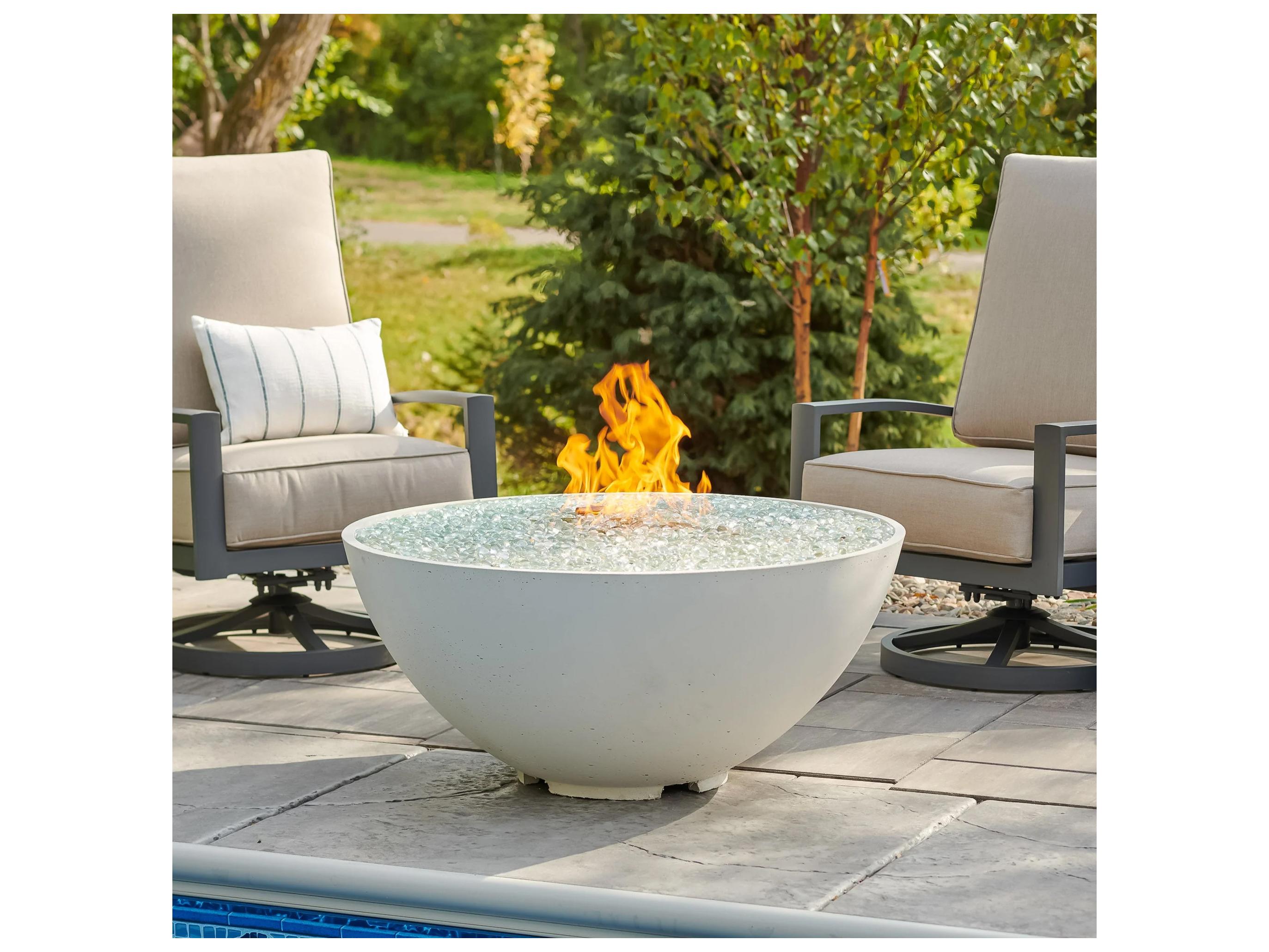 Outdoor Greatroom Cove Edge Concrete White Cove Round Gas Fire Pit Bowl with Direct Spark Ignition NG
