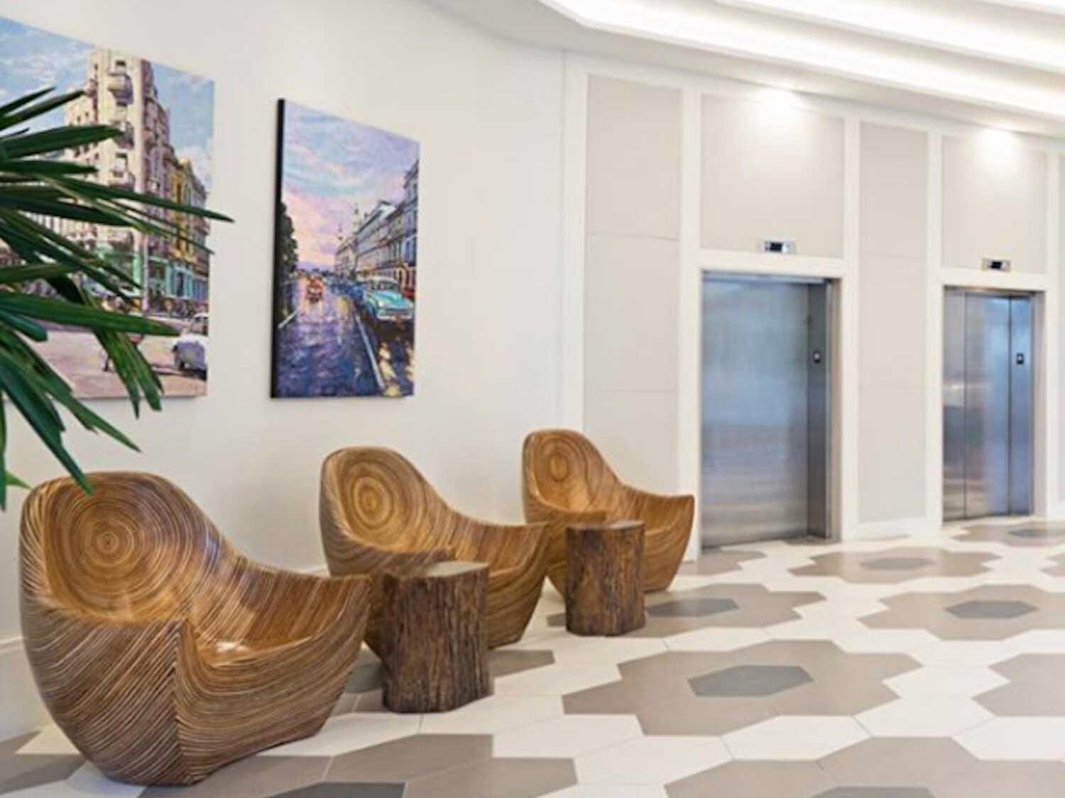 Oggetti Showtime Brown Accent Chair