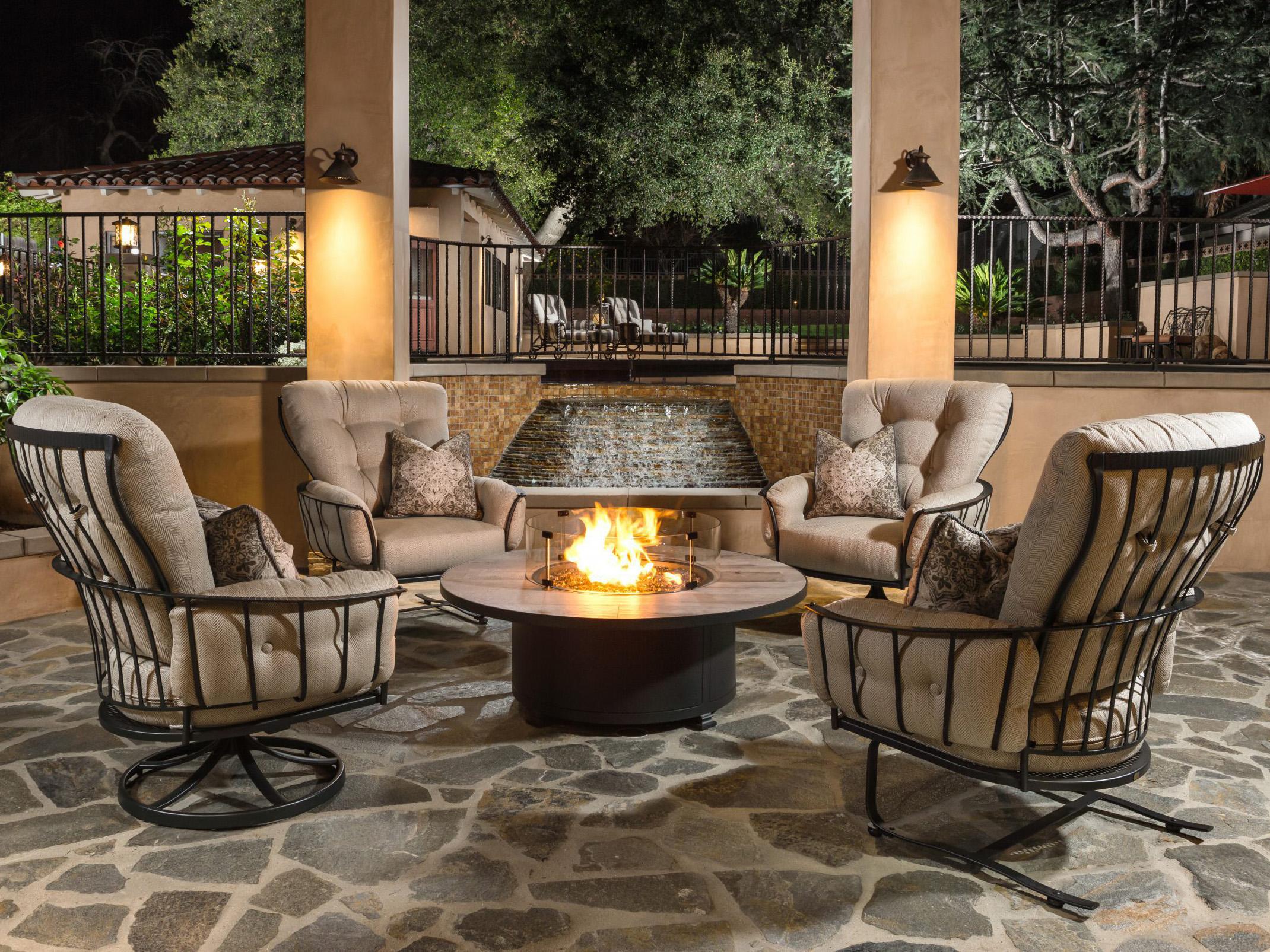 OW Lee Monterra Wrought Iron Patio Lounge Set