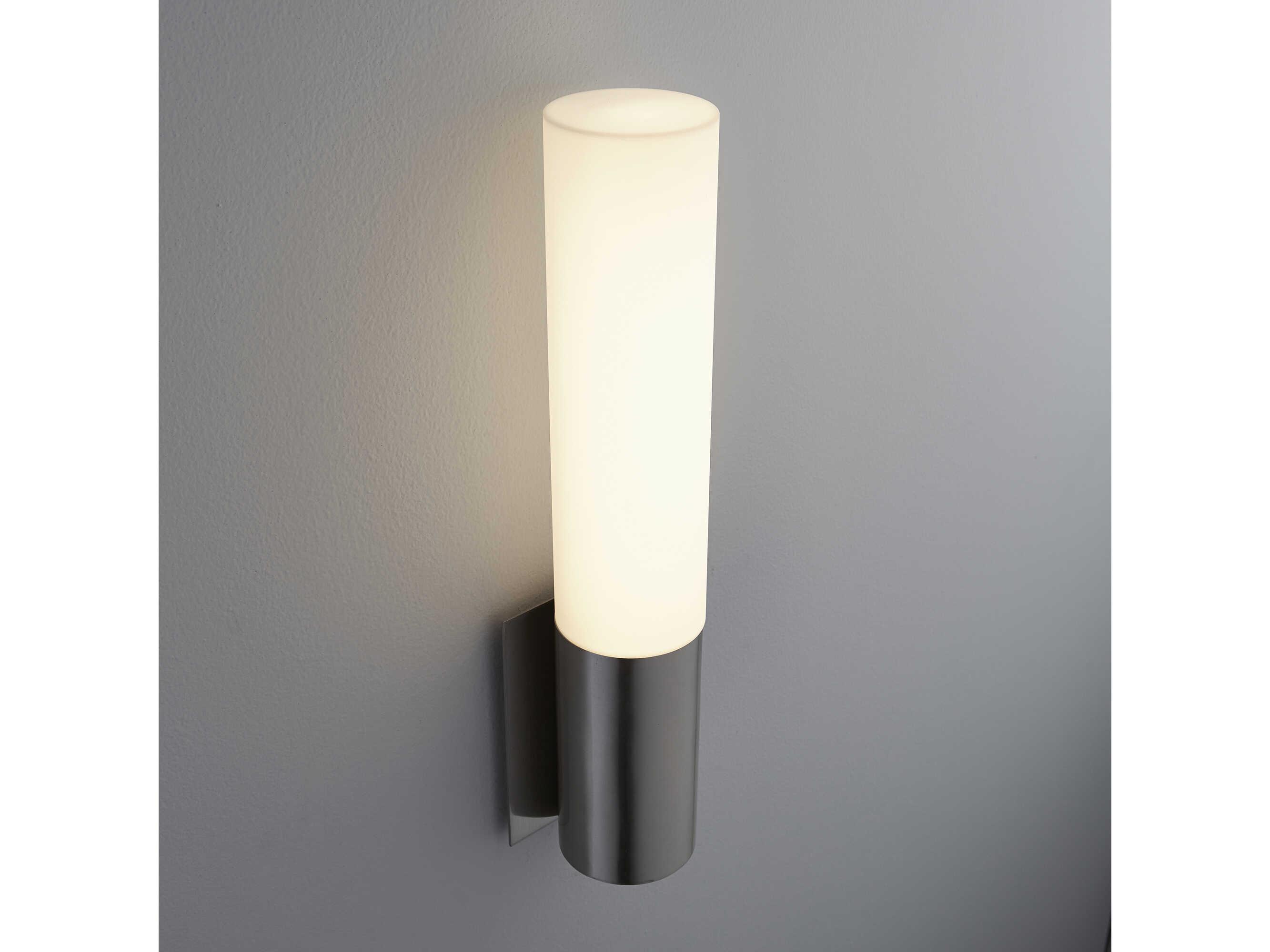Oxygen by Quorum Magnum 1-Light Satin Nickel Wall Sconce