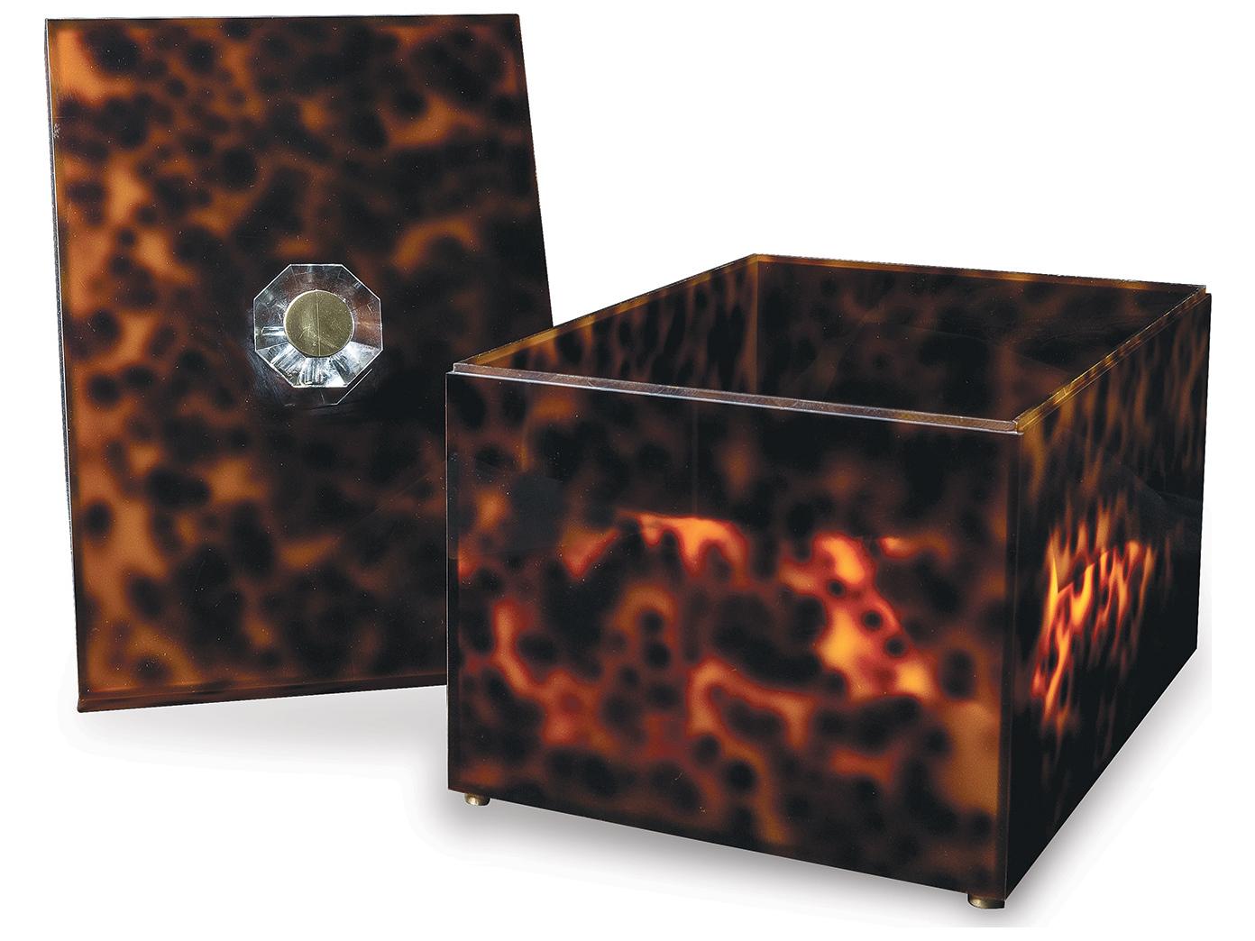 Port 68 Milan Tortoise Box