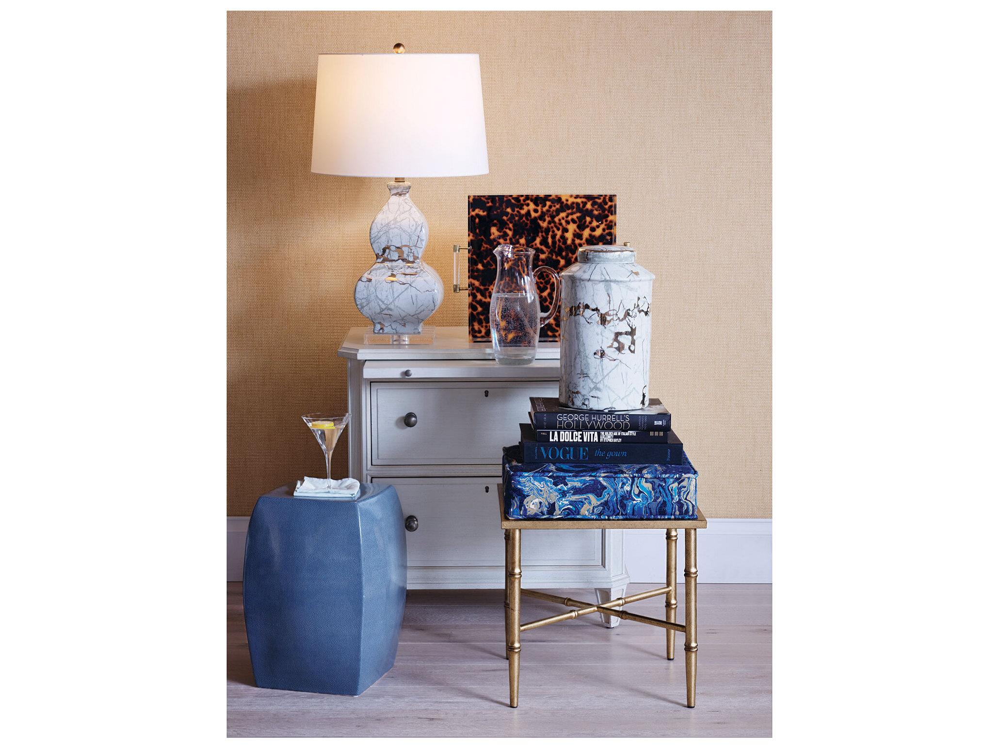 Port 68 Tortoise Lucite Tray