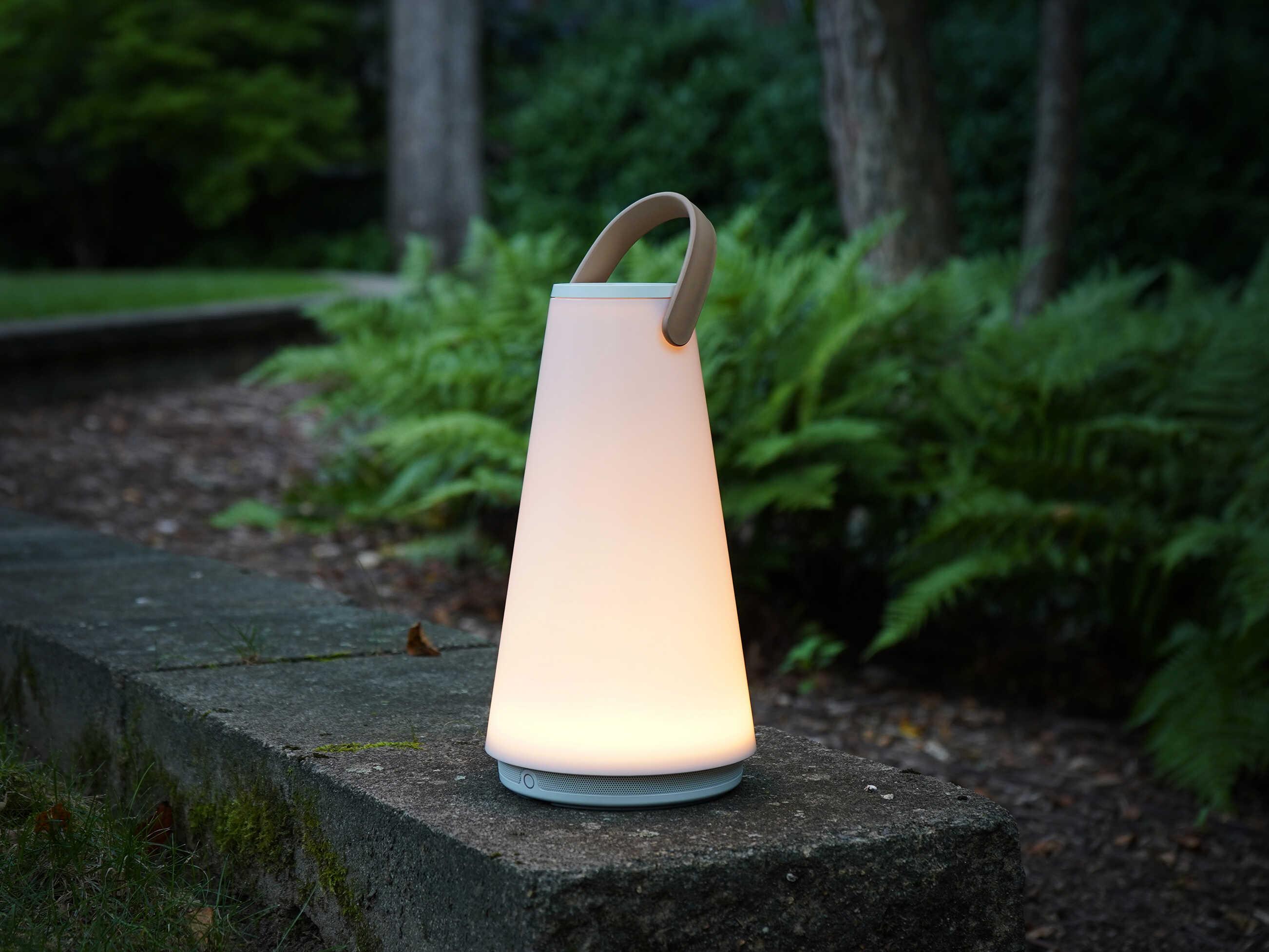 Pablo Uma 1-Light Outdoor Lamp