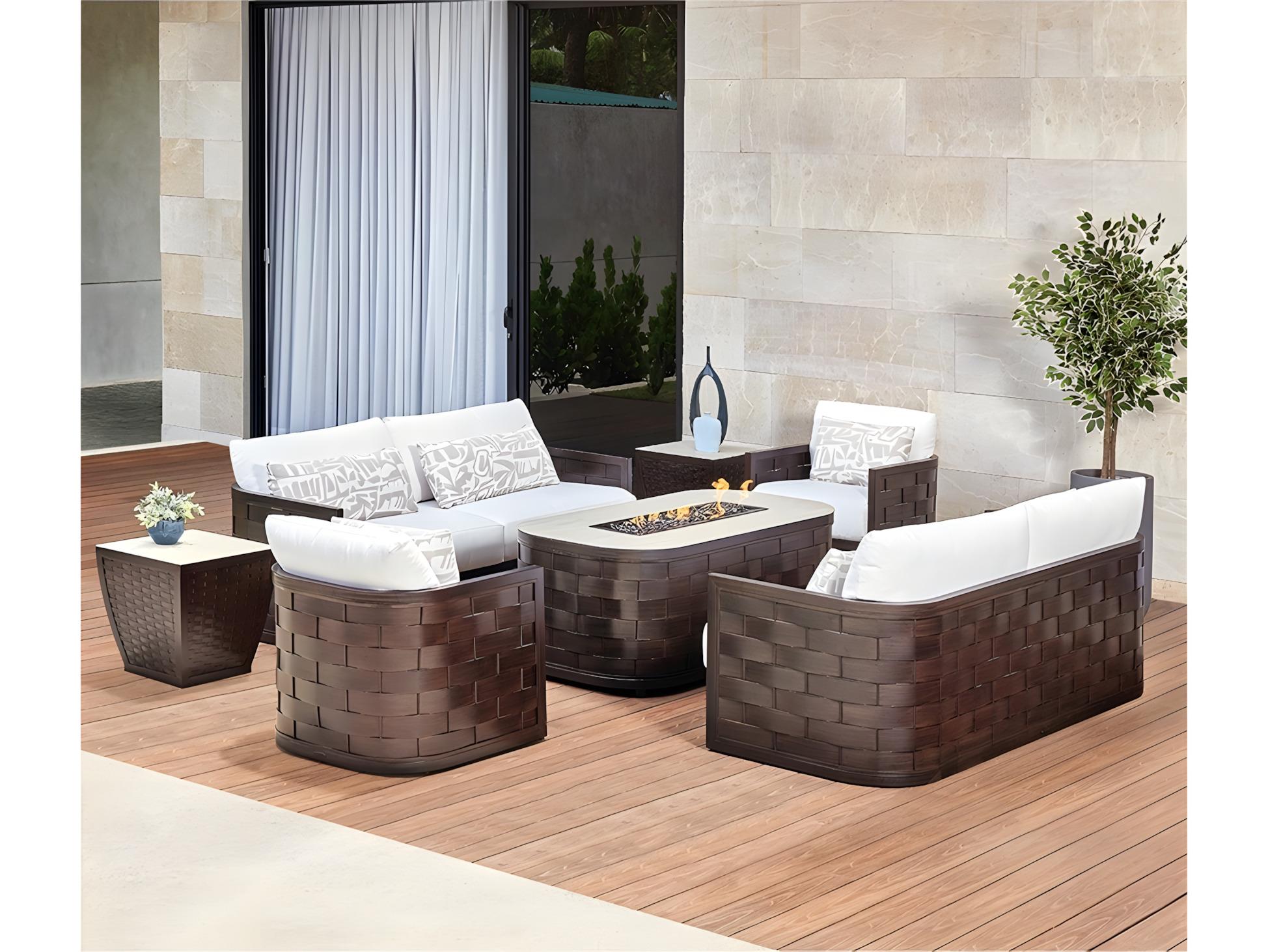 Castelle Biscayne Oval Coffee Table with Firepit