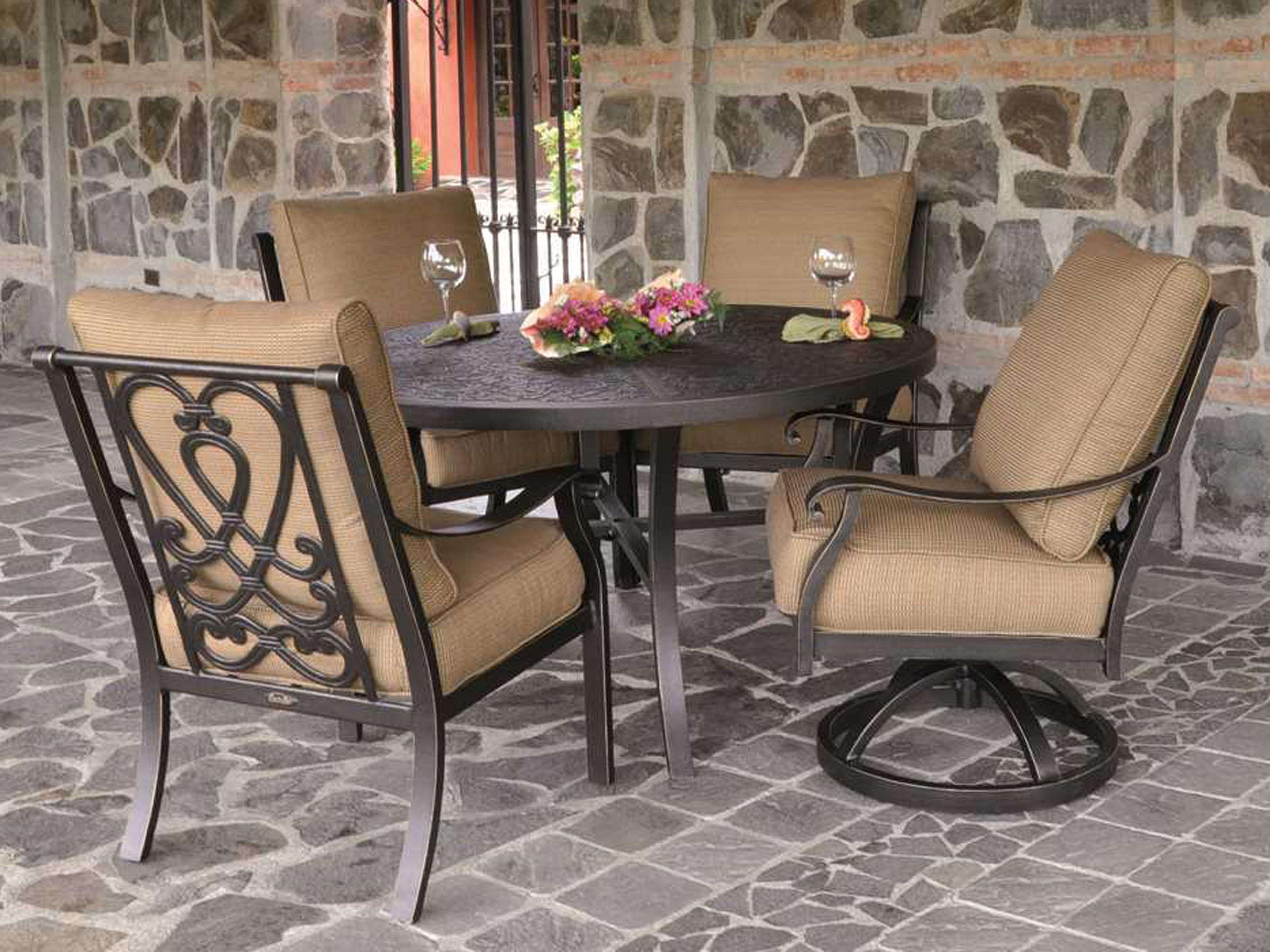 Castelle Madrid Cushion Cast Aluminum Outdoor Dining Set