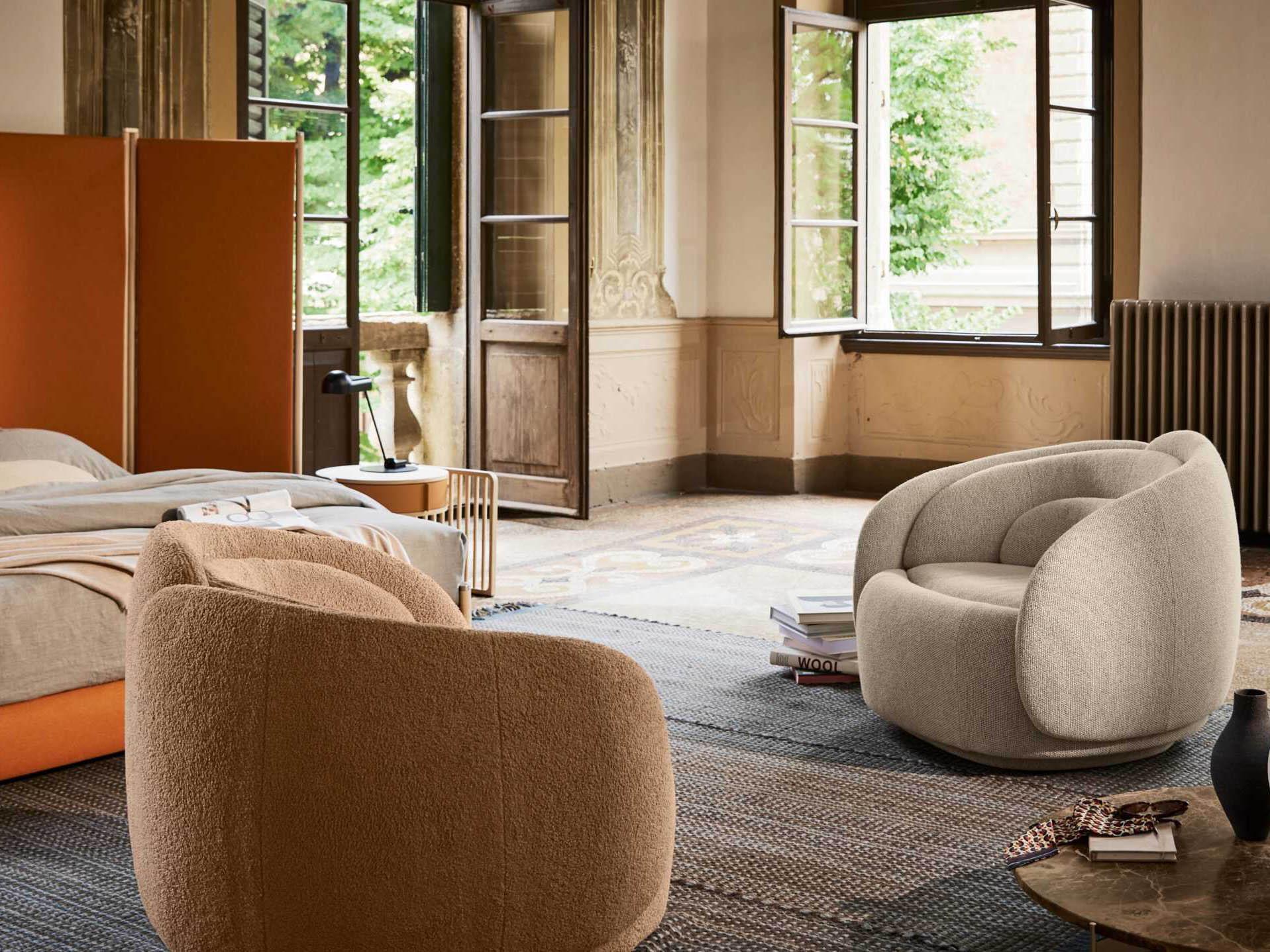 Pianca Peonia Beige Fabric Accent Chair