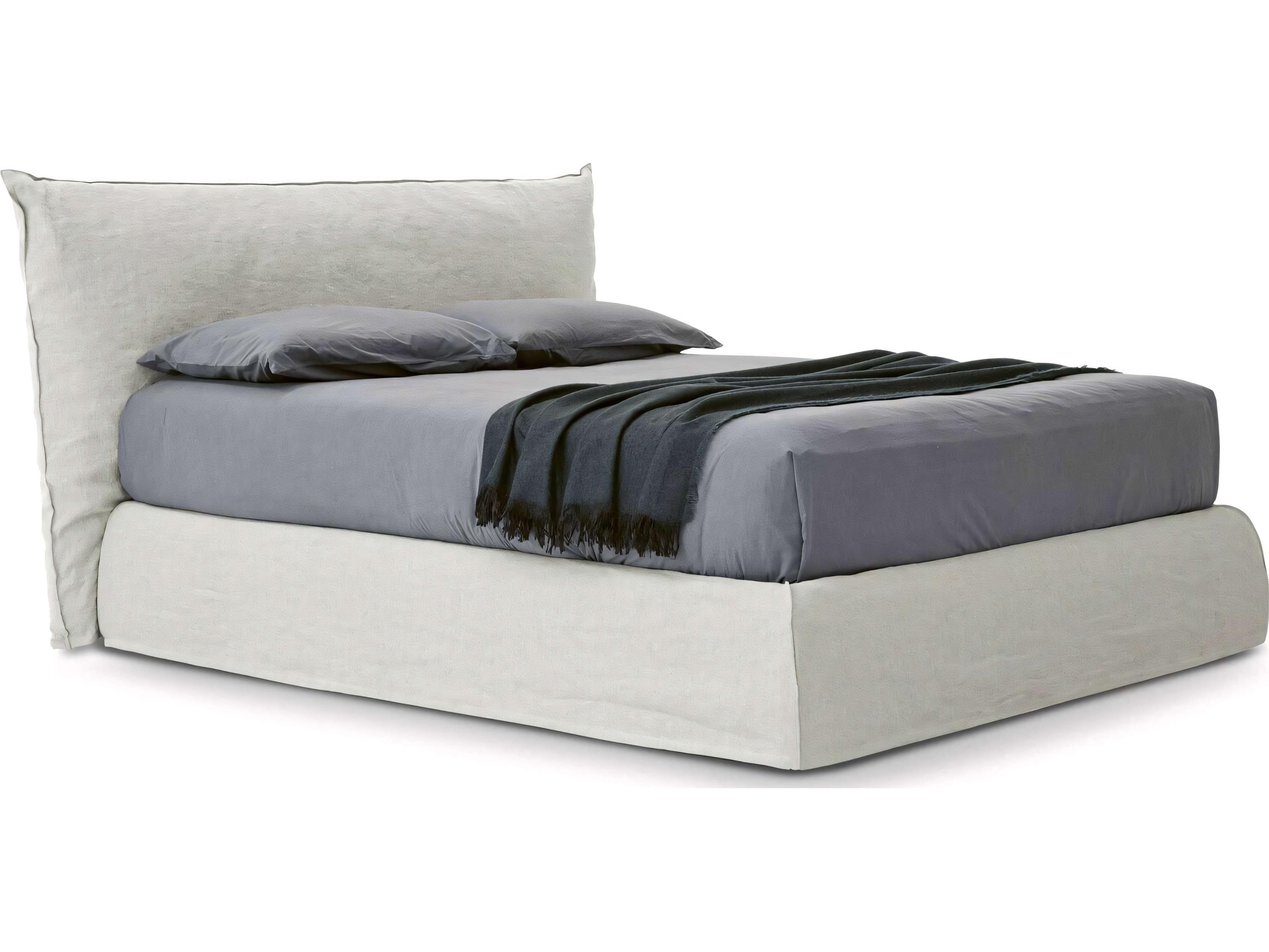 Pianca Piumotto Gray Upholstered Queen Platform Bed