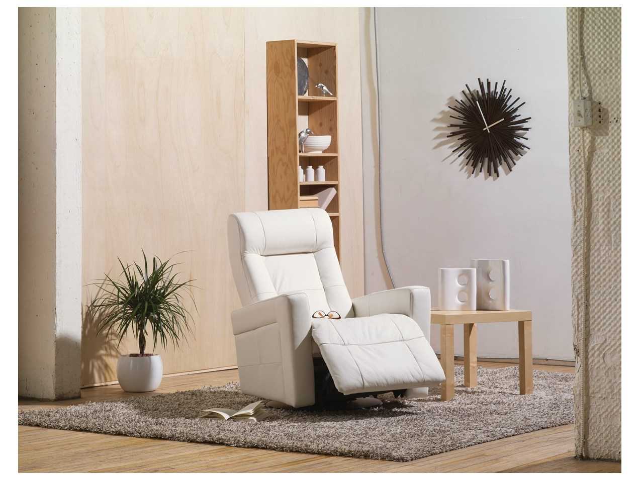 Palliser Chesapeake Leather Upholstery Swivel Glider Recliner