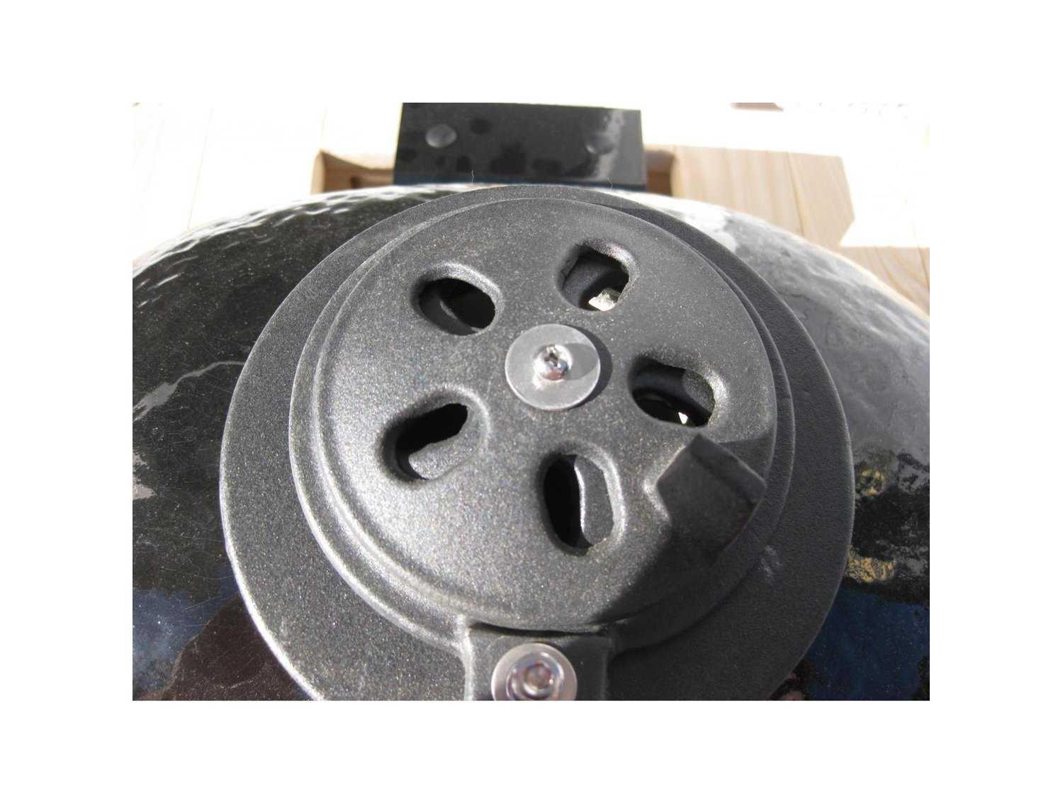 Primo Ceramic Oval Junior Charcoal Grill Smoker with Stainless Steel Grates