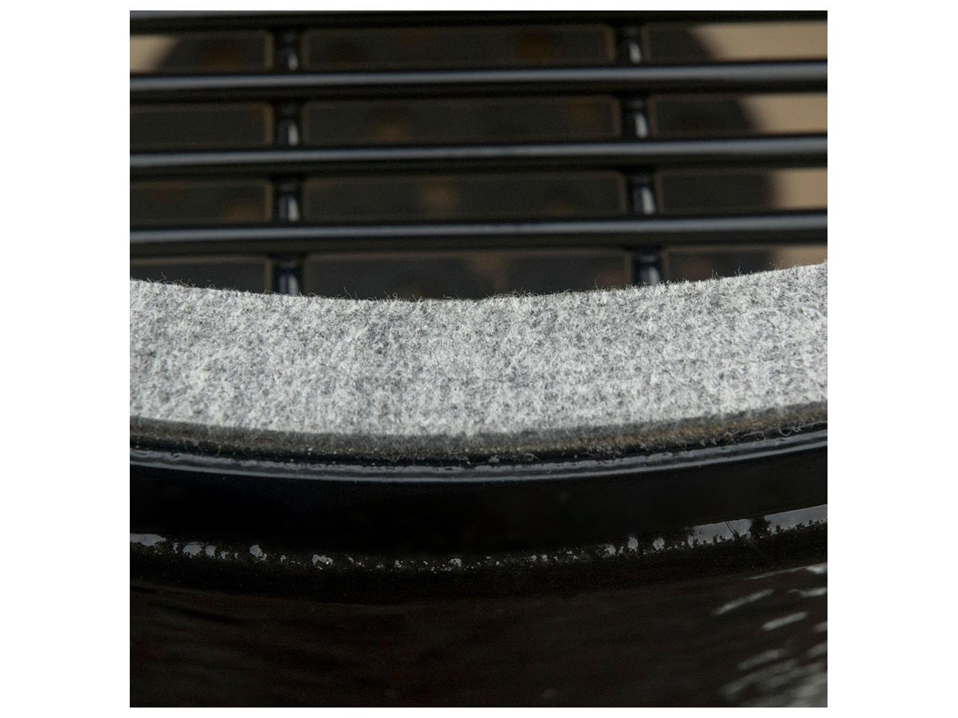 Primo Grills Gas & Charcoal On Cart Grill