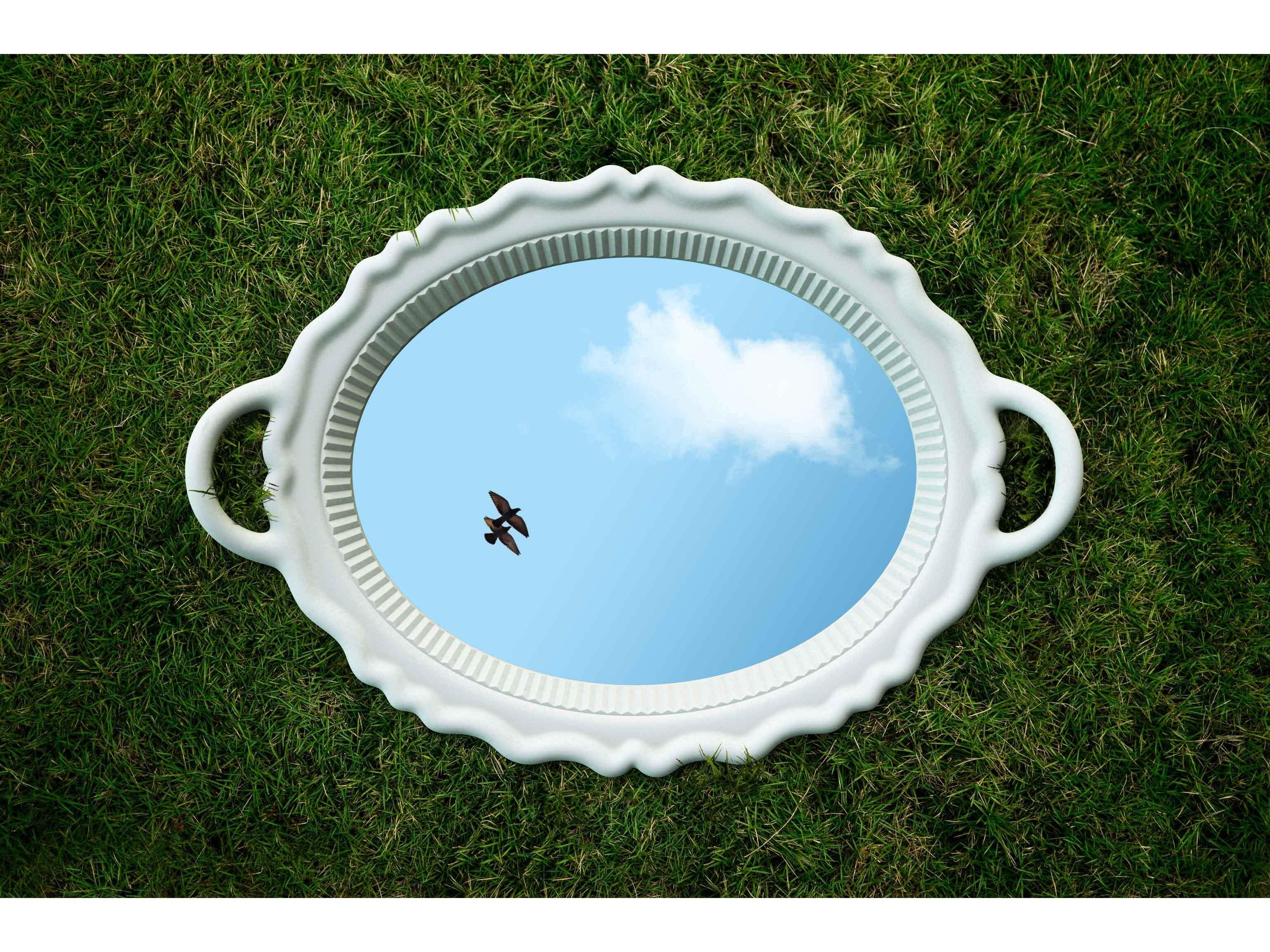 Qeeboo Plateau White Oval Wall Mirror
