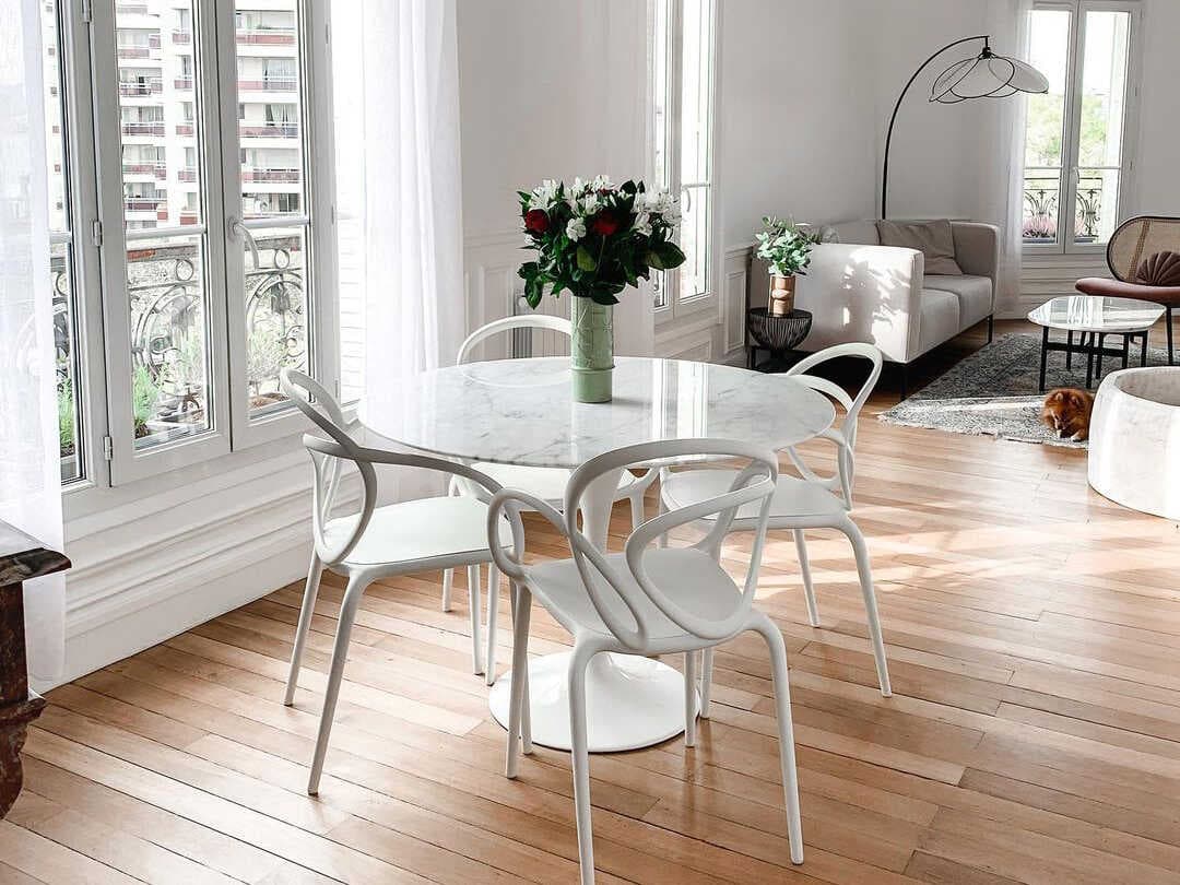 Qeeboo Outdoor Loop White Polypropylene Dining Chair (Set of 2)