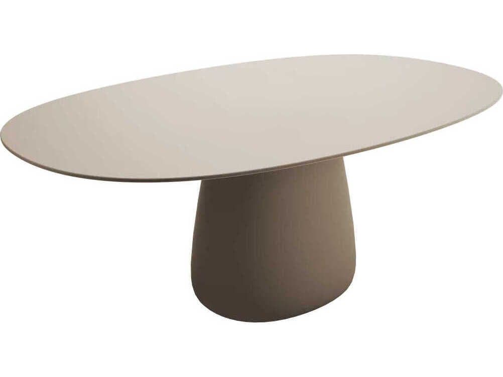 Qeeboo Outdoor Cobble Ottawa Recycled Plastic Oval Dining Table