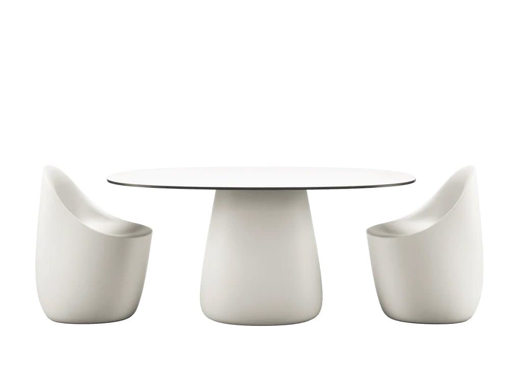 Qeeboo Outdoor Cobble Warm White Black Stratified Recycled Plastic Oval Dining Table