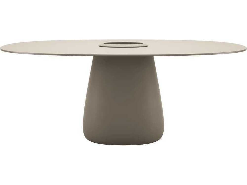 Qeeboo Outdoor Cobble Ottawa Recycled Plastic Oval Dining Table