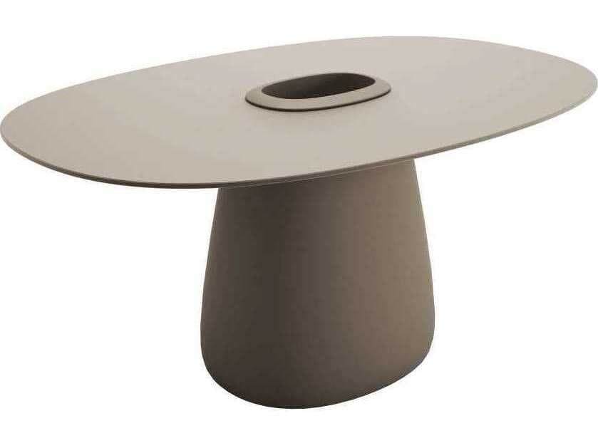 Qeeboo Outdoor Cobble Ottawa Recycled Plastic Oval Dining Table