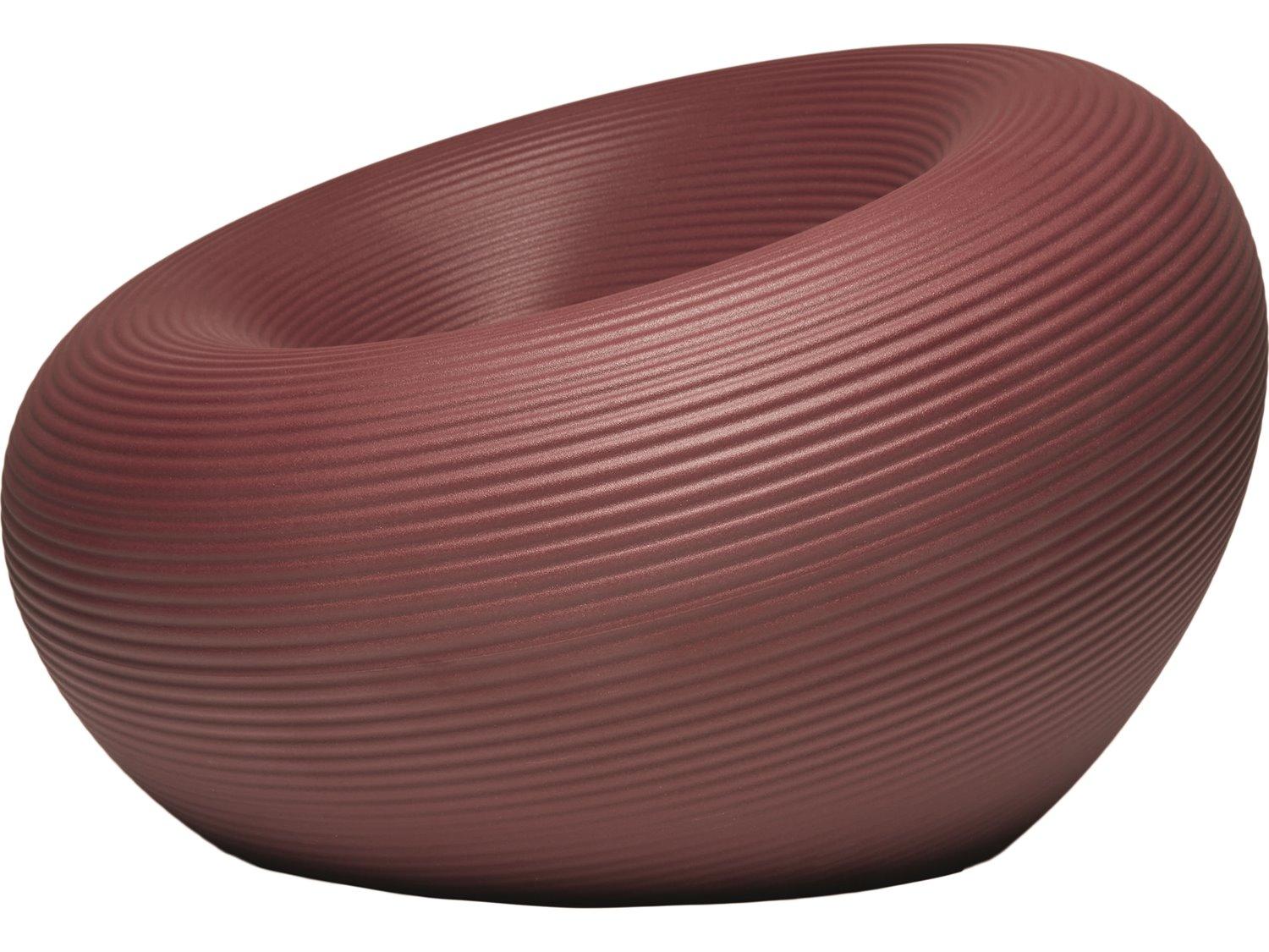 Qeeboo Outdoor Nami Indian Red Recycled Plastic Lounge Chair