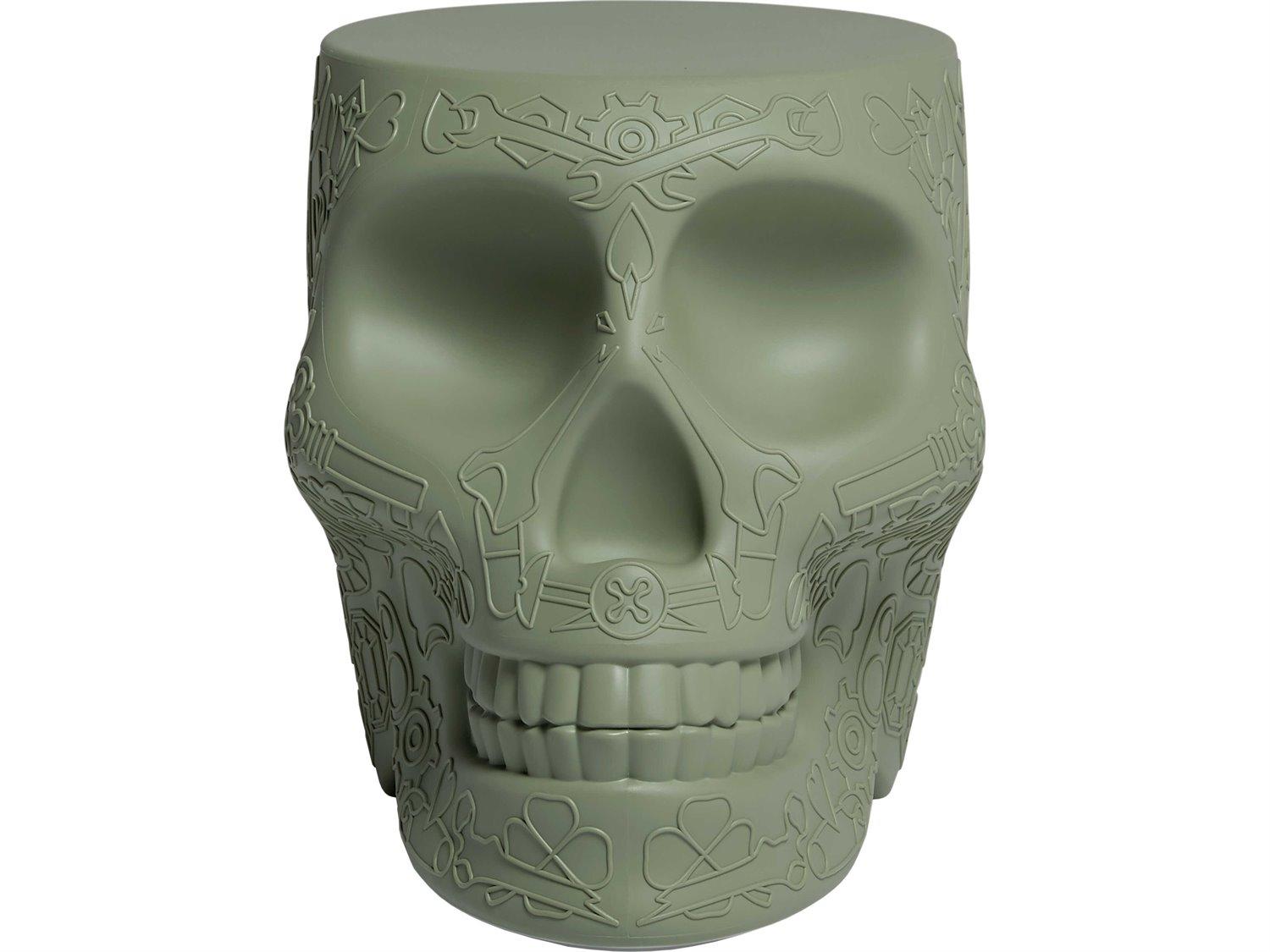 Qeeboo Outdoor Mexico Balsam Green Recycled Plastic Round End Table