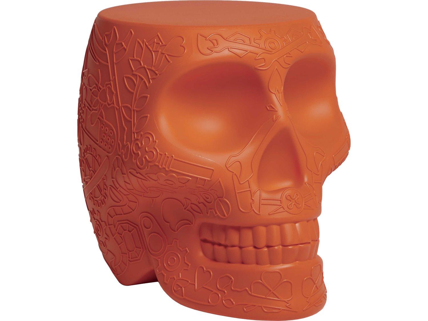 Qeeboo Outdoor Mexico Terracotta Recycled Plastic Round End Table