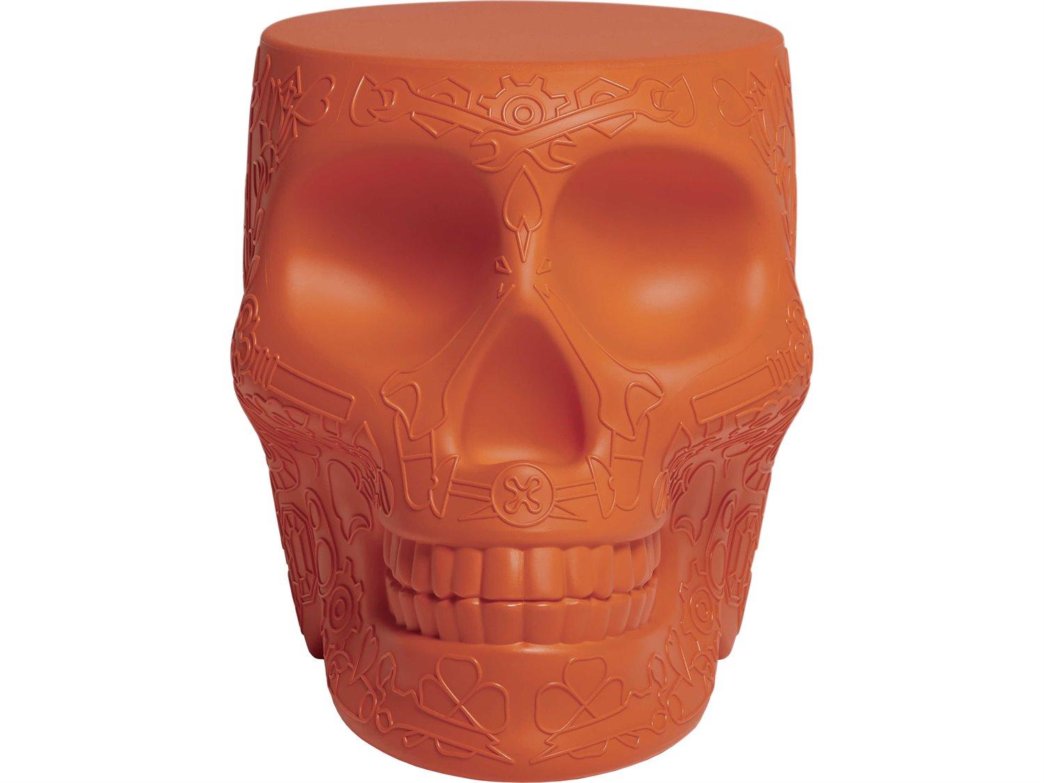 Qeeboo Outdoor Mexico Terracotta Recycled Plastic Round End Table