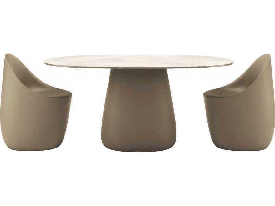 Qeeboo Outdoor Cobble Ivory Recycled Plastic Dining Set