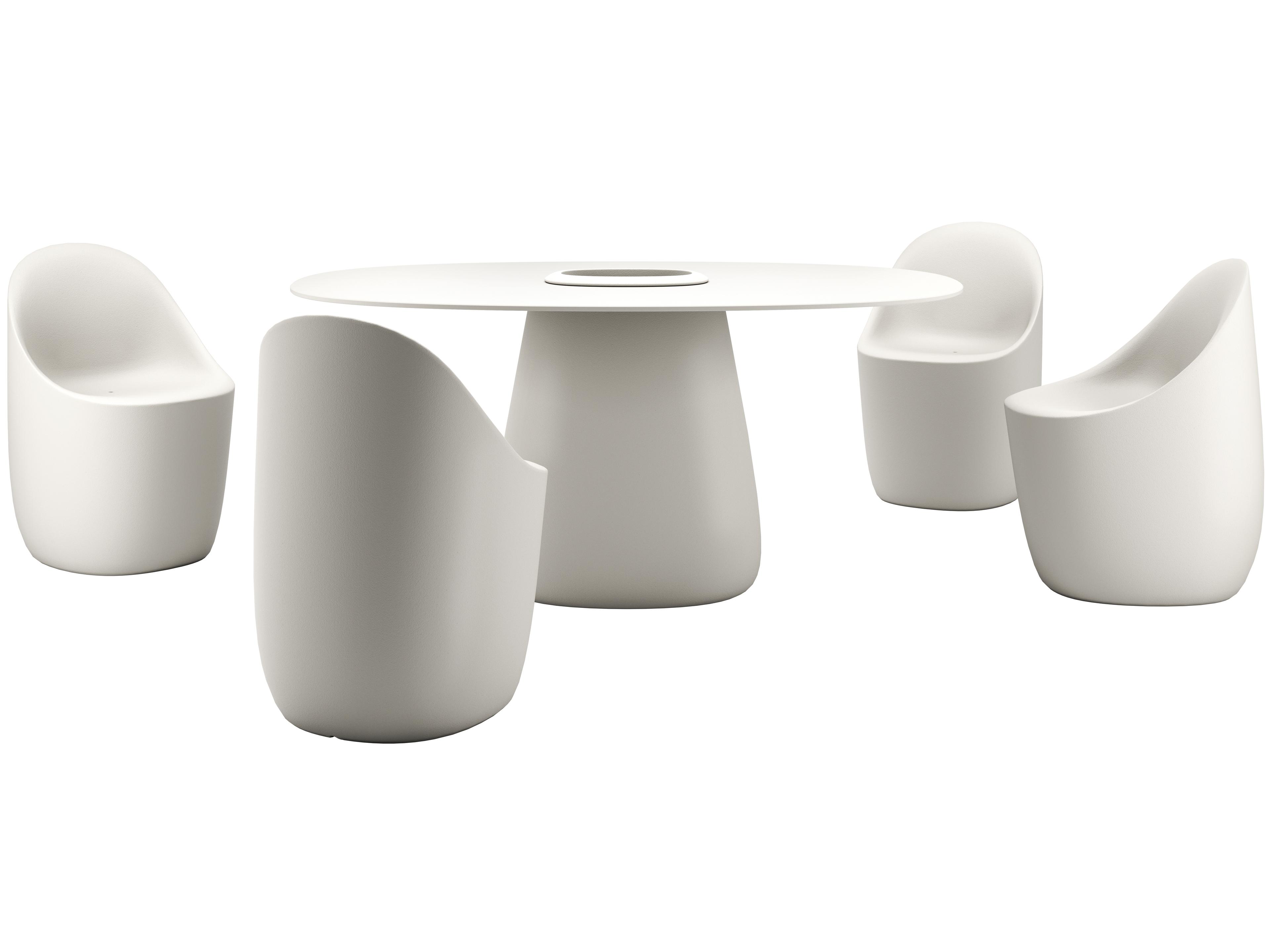 Qeeboo Outdoor Cobble White Warm Recycled Plastic Dining Set