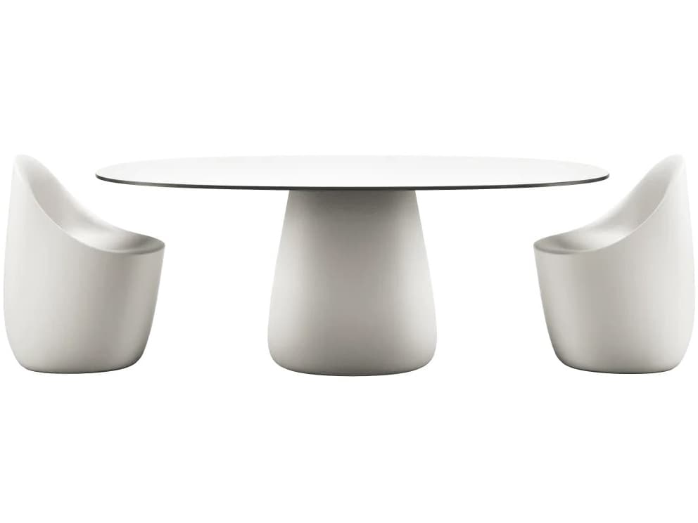 Qeeboo Outdoor Cobble Warm White Black Stratified Recycled Plastic Dining Set