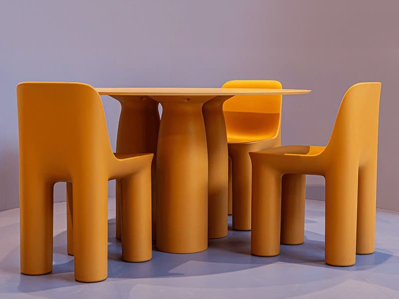 Qeeboo Outdoor Toto Glitter Mango Recycled Plastic Dining Set