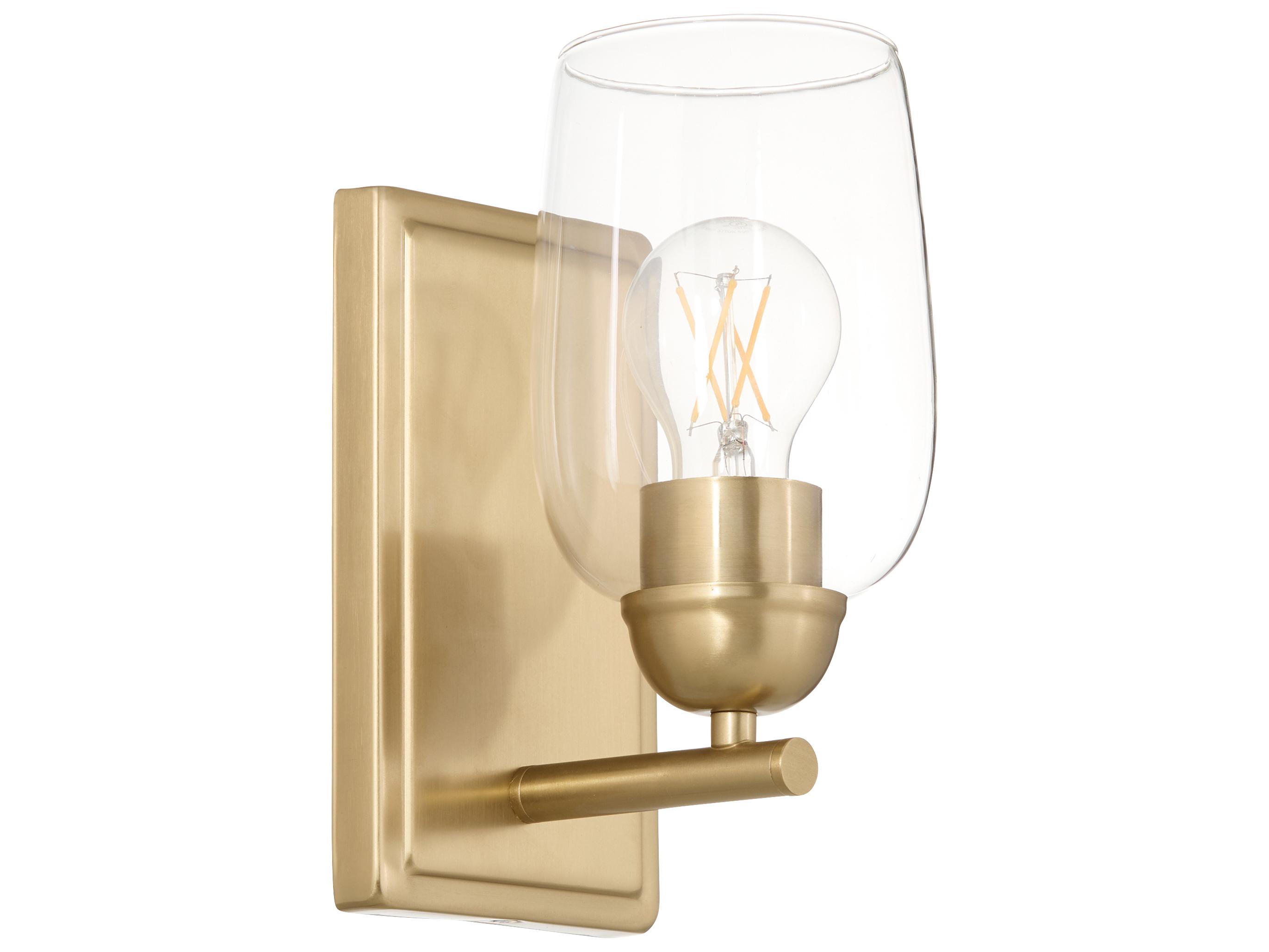 Quorum Wallinger 1-Light Aged Brass Wall Sconce