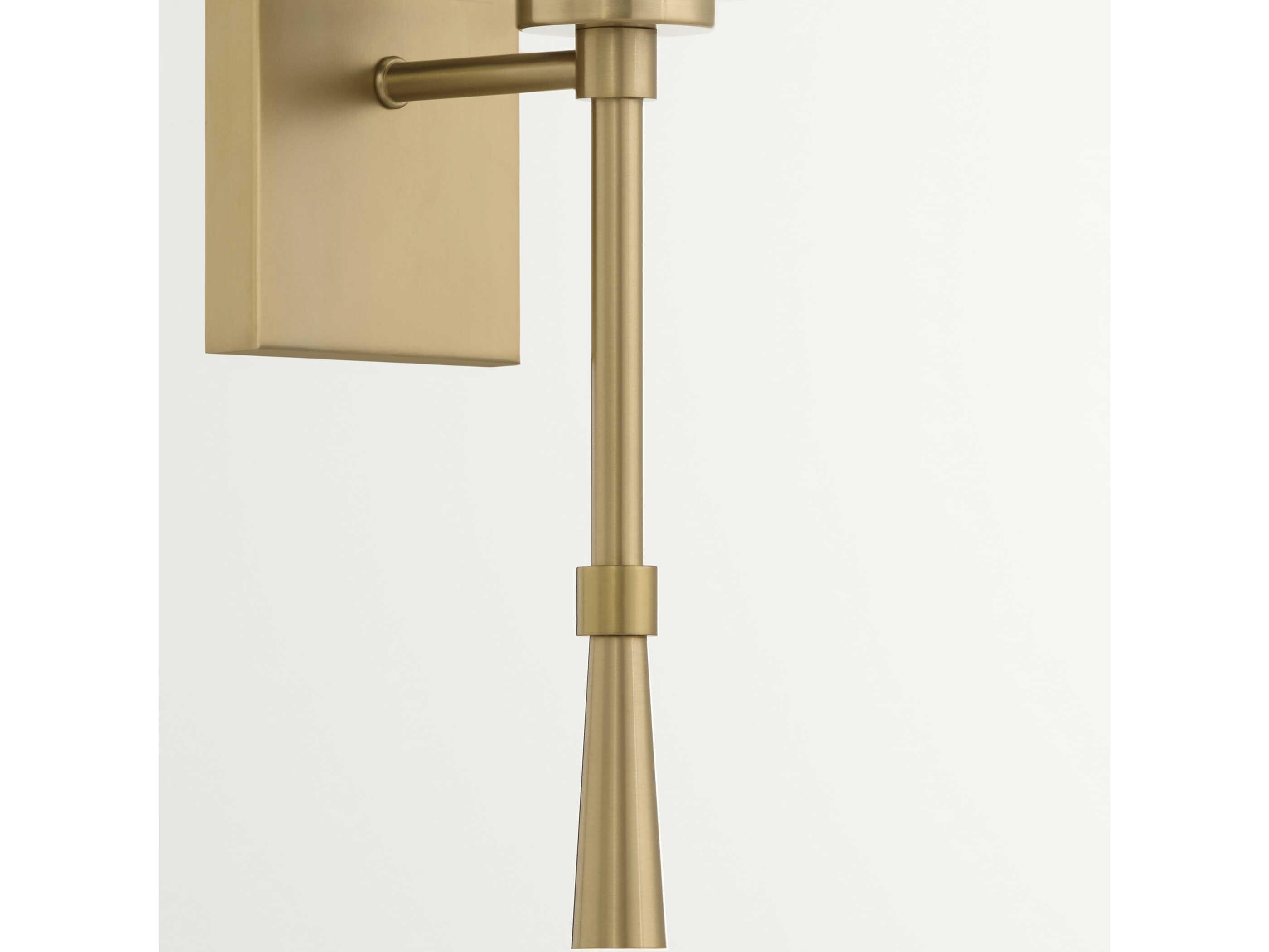 Quorum Goodwin 1-Light Aged Brass Wall Sconce