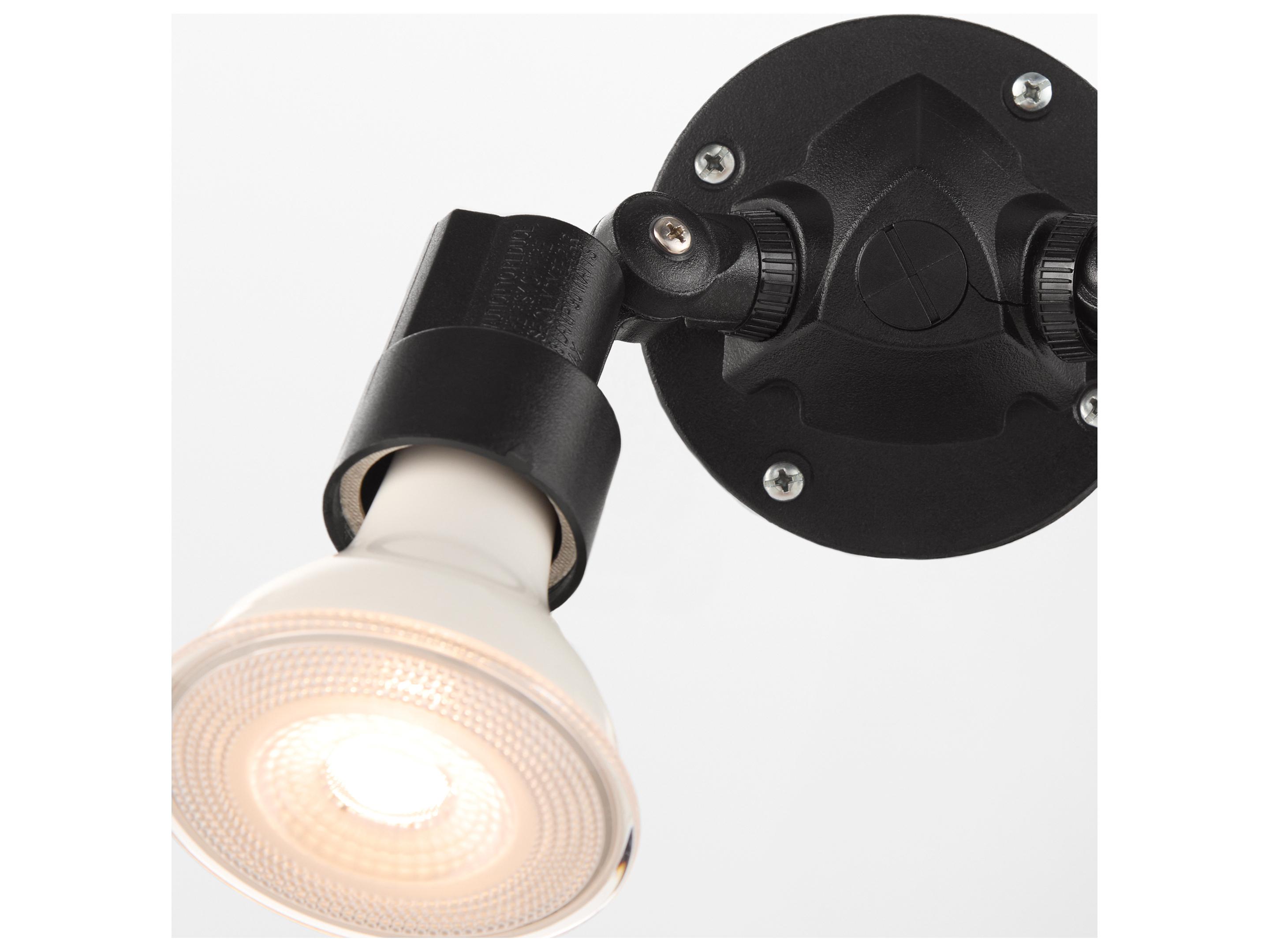 Quorum Outdoor 2-Light Black Spot Light