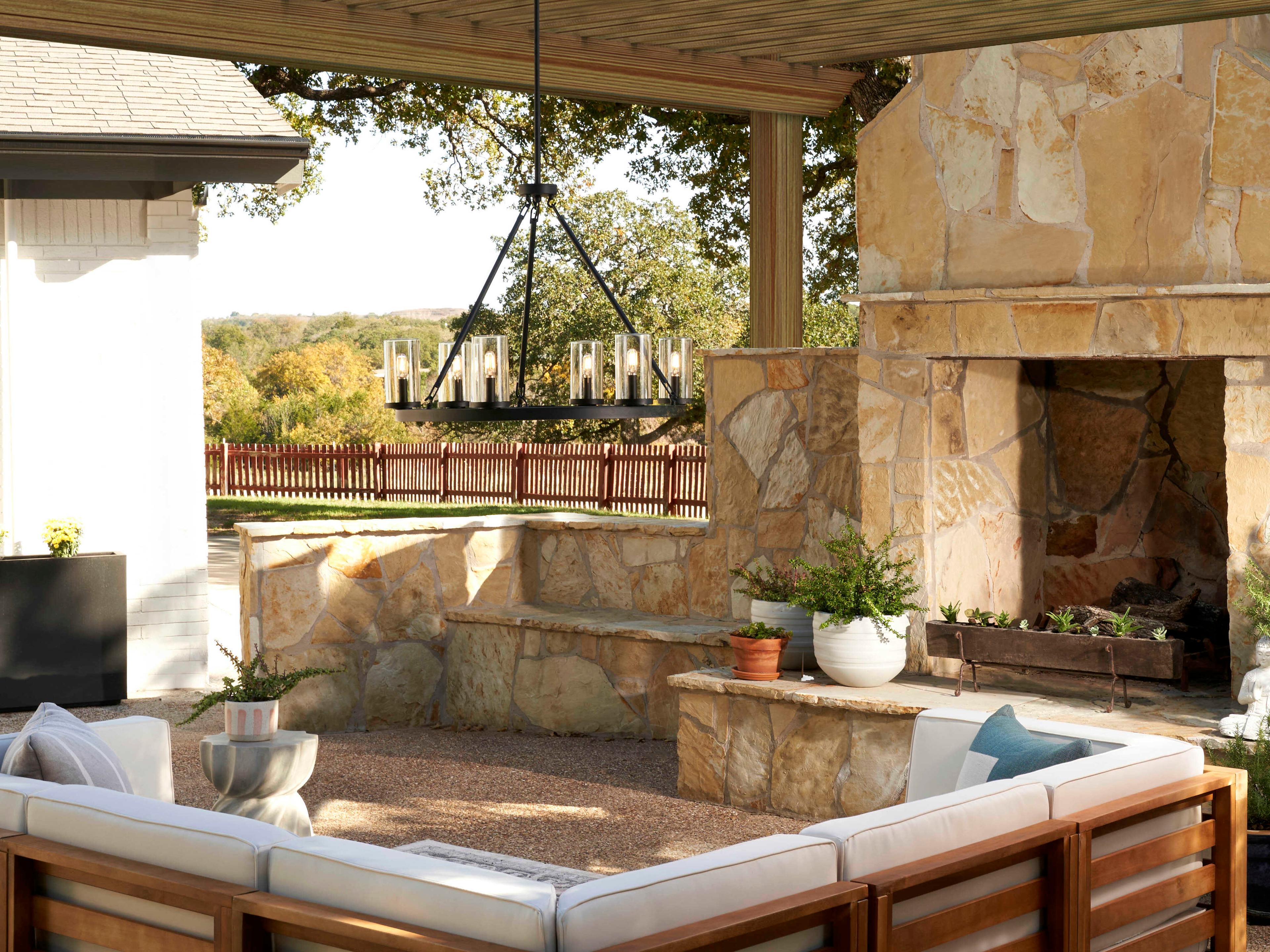 Quorum Gentry 6-Light Outdoor Hanging Light