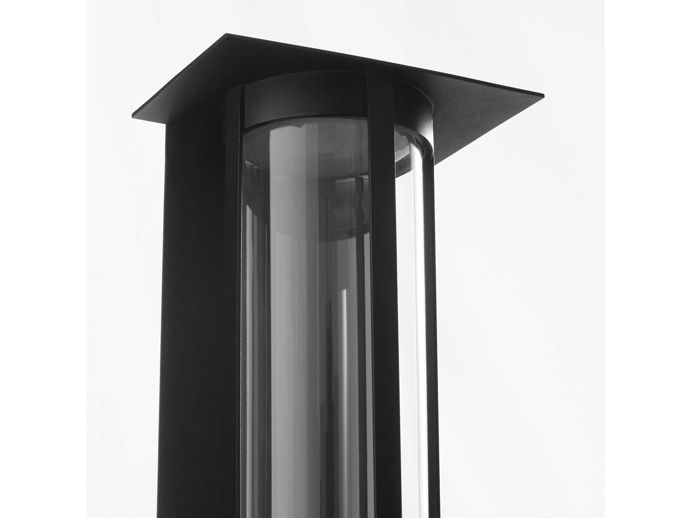 Quorum Abram 1-Light Outdoor Wall Light