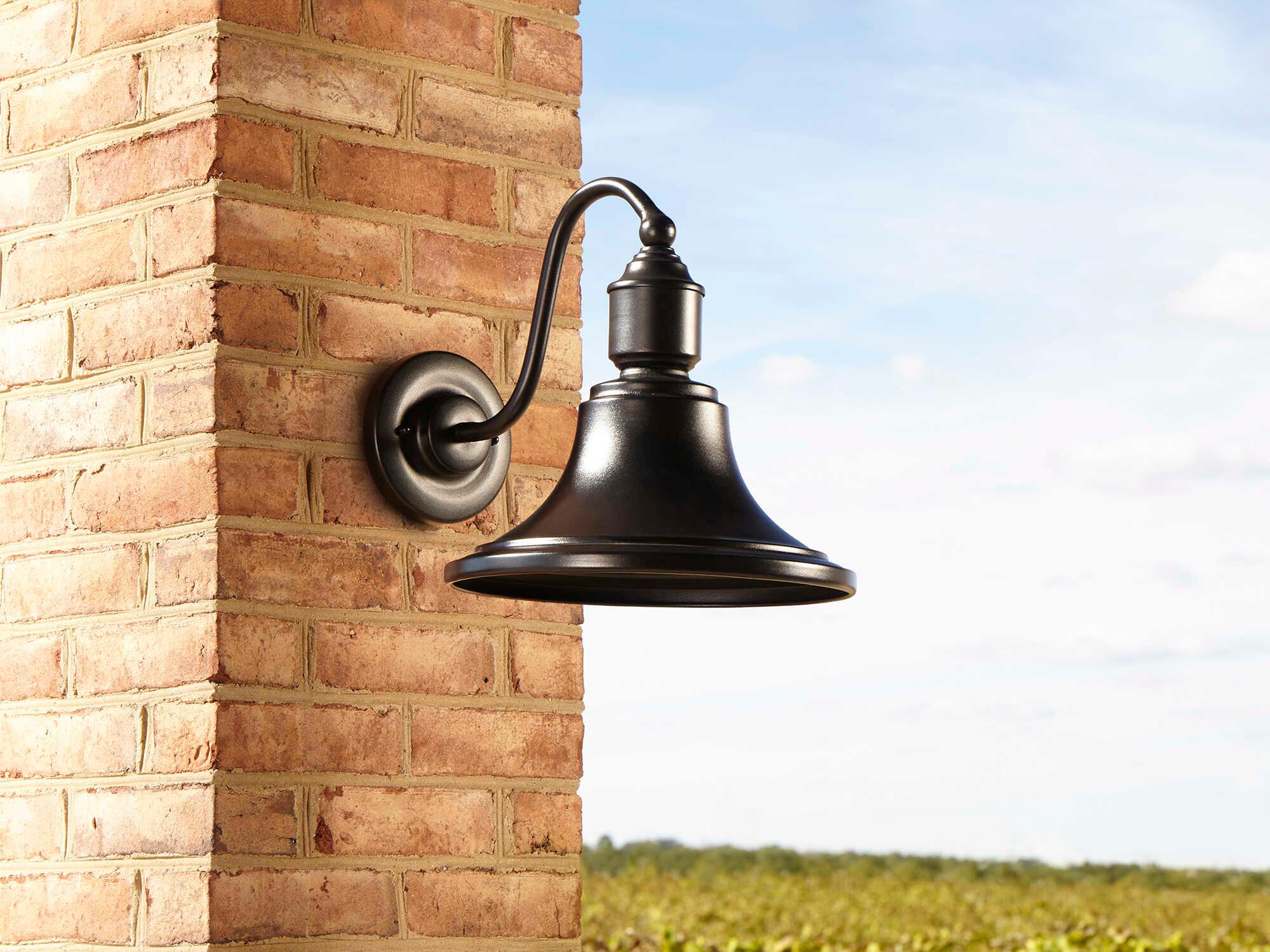 Quorum 1-Light Outdoor Wall Light