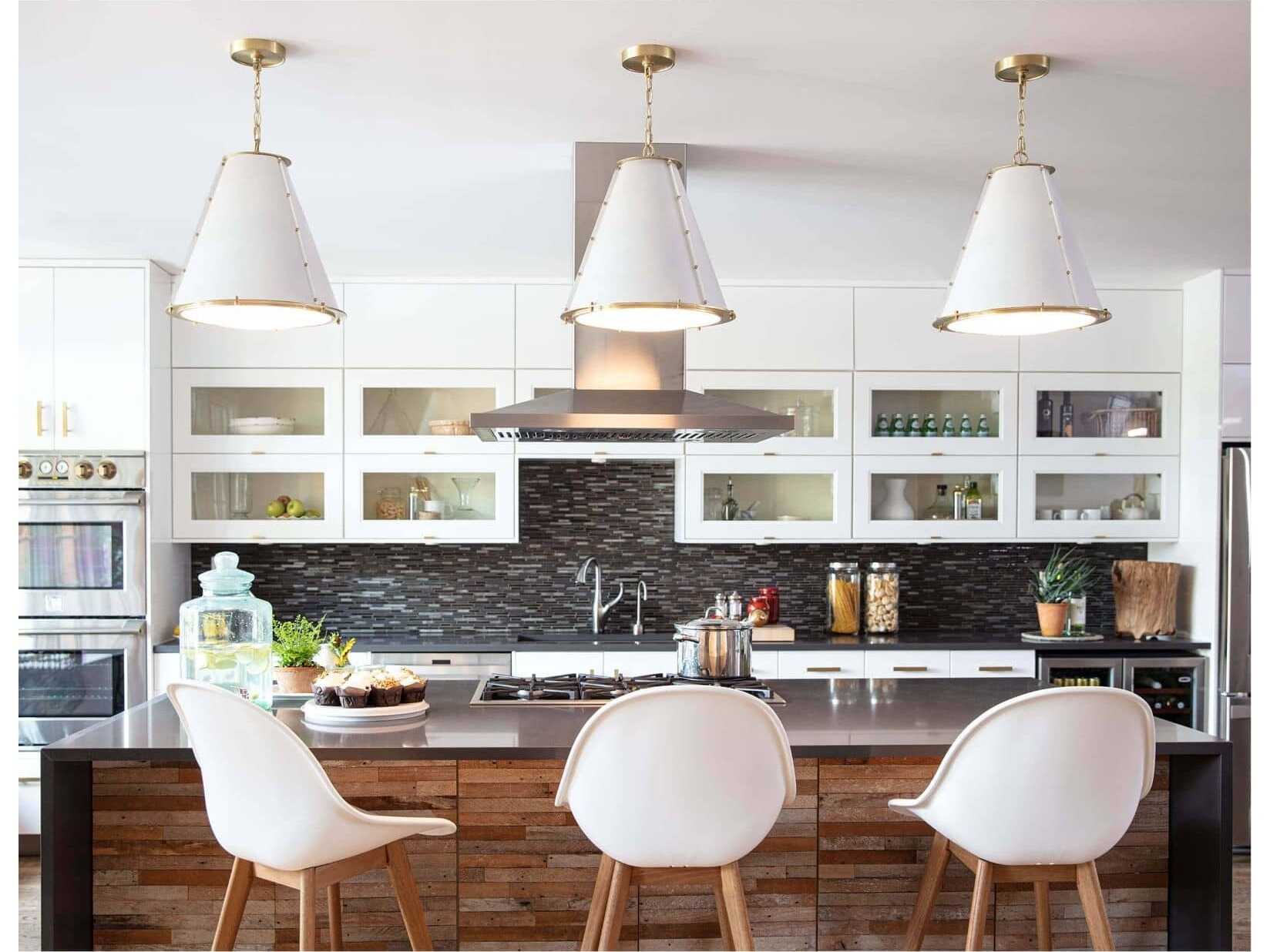 Regina Andrew French Maid 1-Light White Pendant