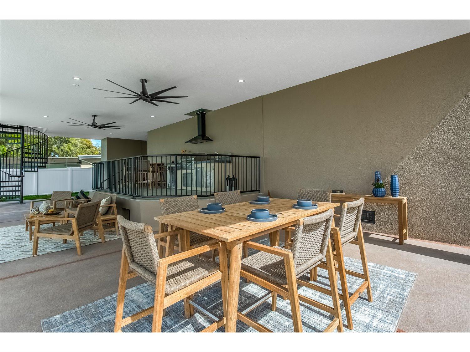 Royal Teak Collection Admiral Bar Set