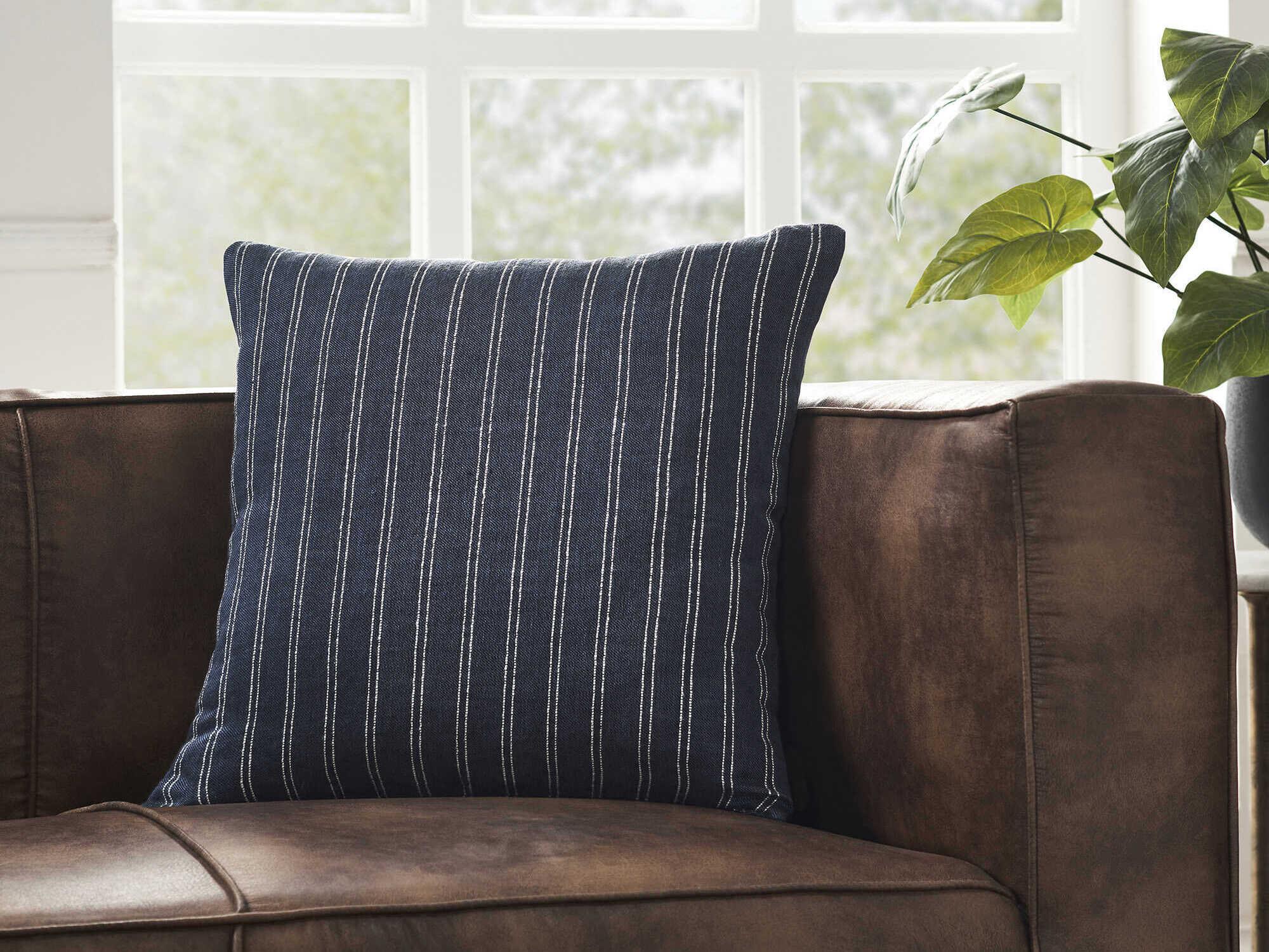 Renwil Oakley Indoor Pillow