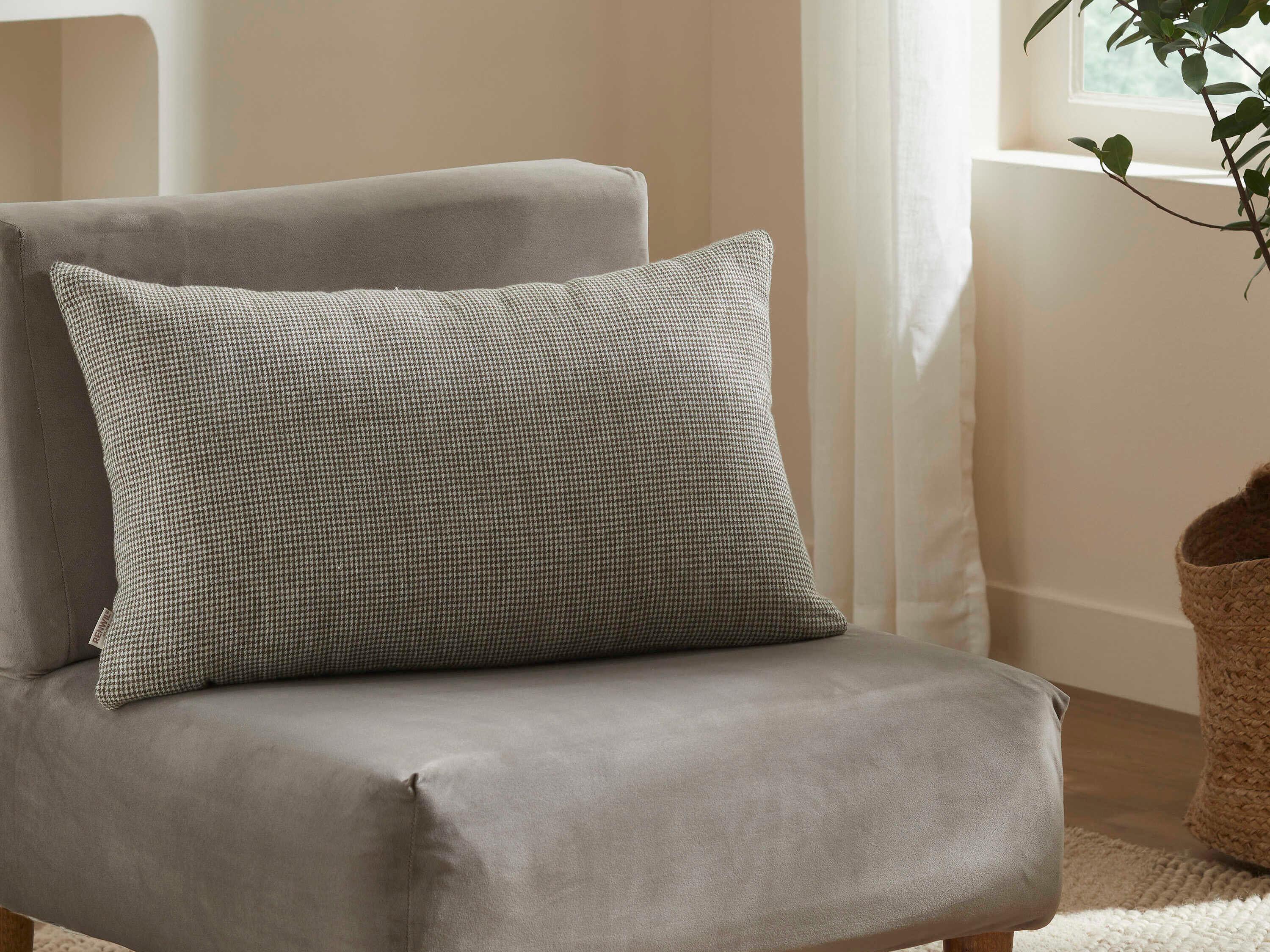 Renwil Giverny Indoor Pillow