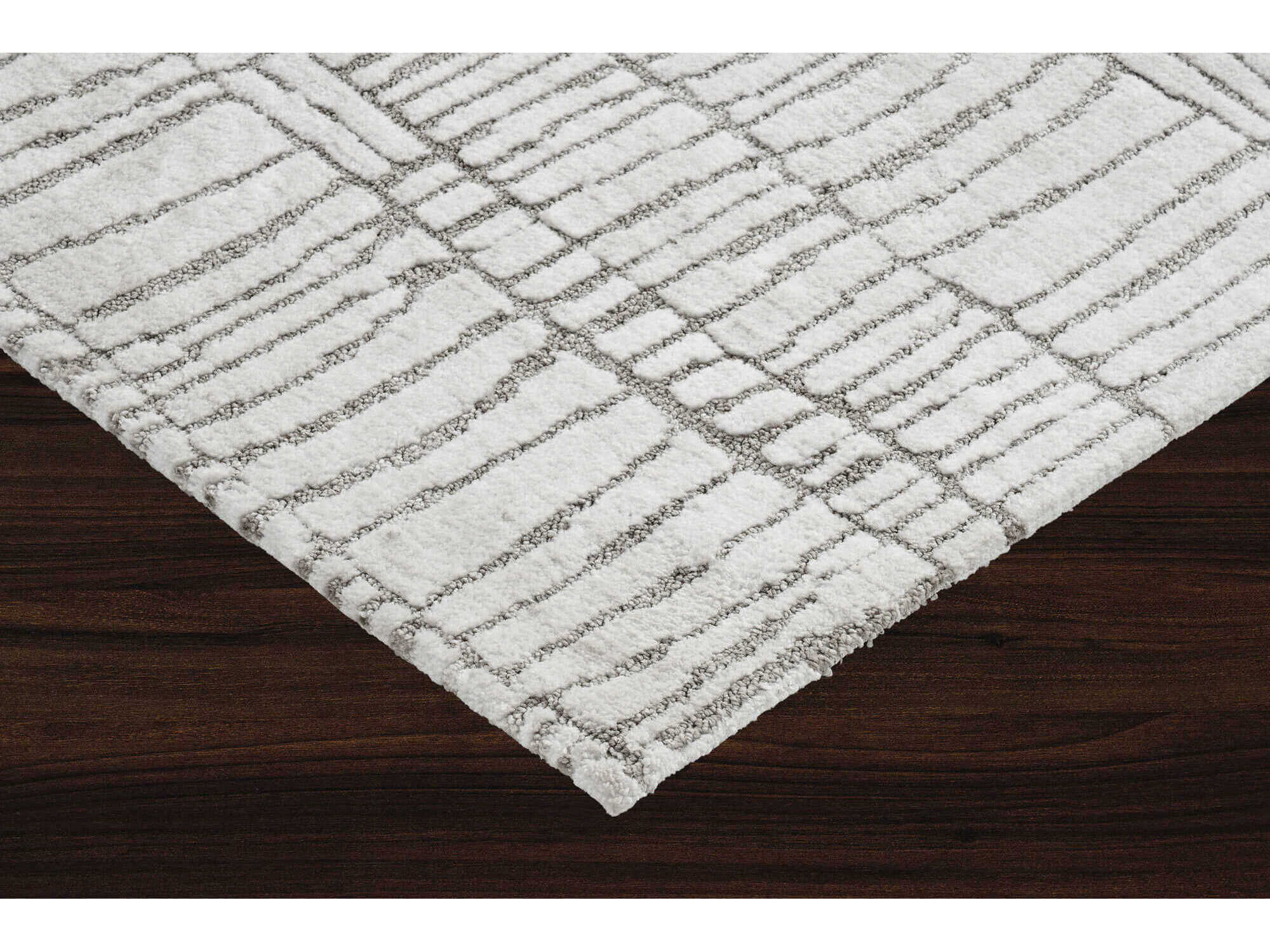 Renwil Hazel Abstract Area Rug