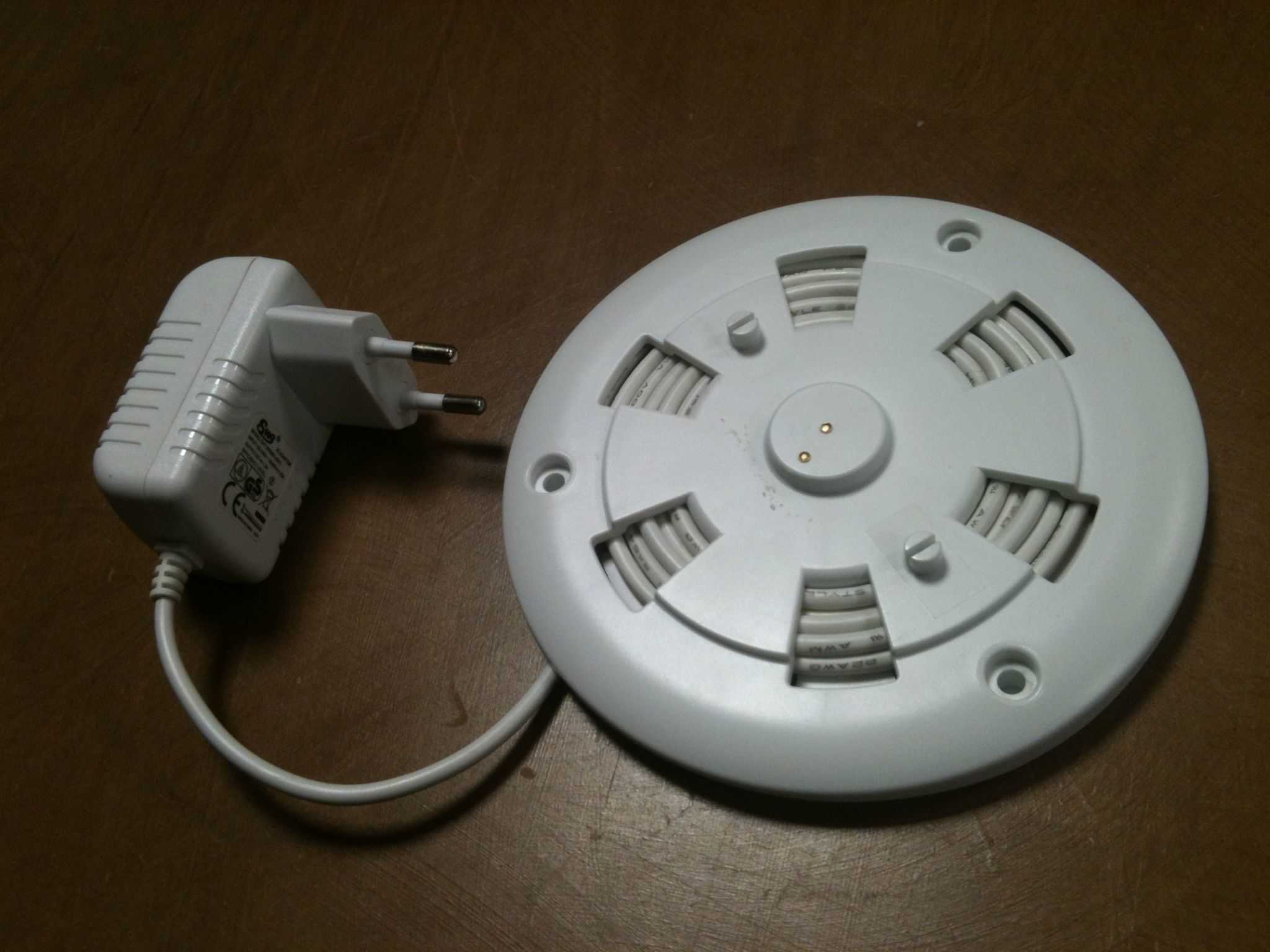 Smart & Green Bulb Charger