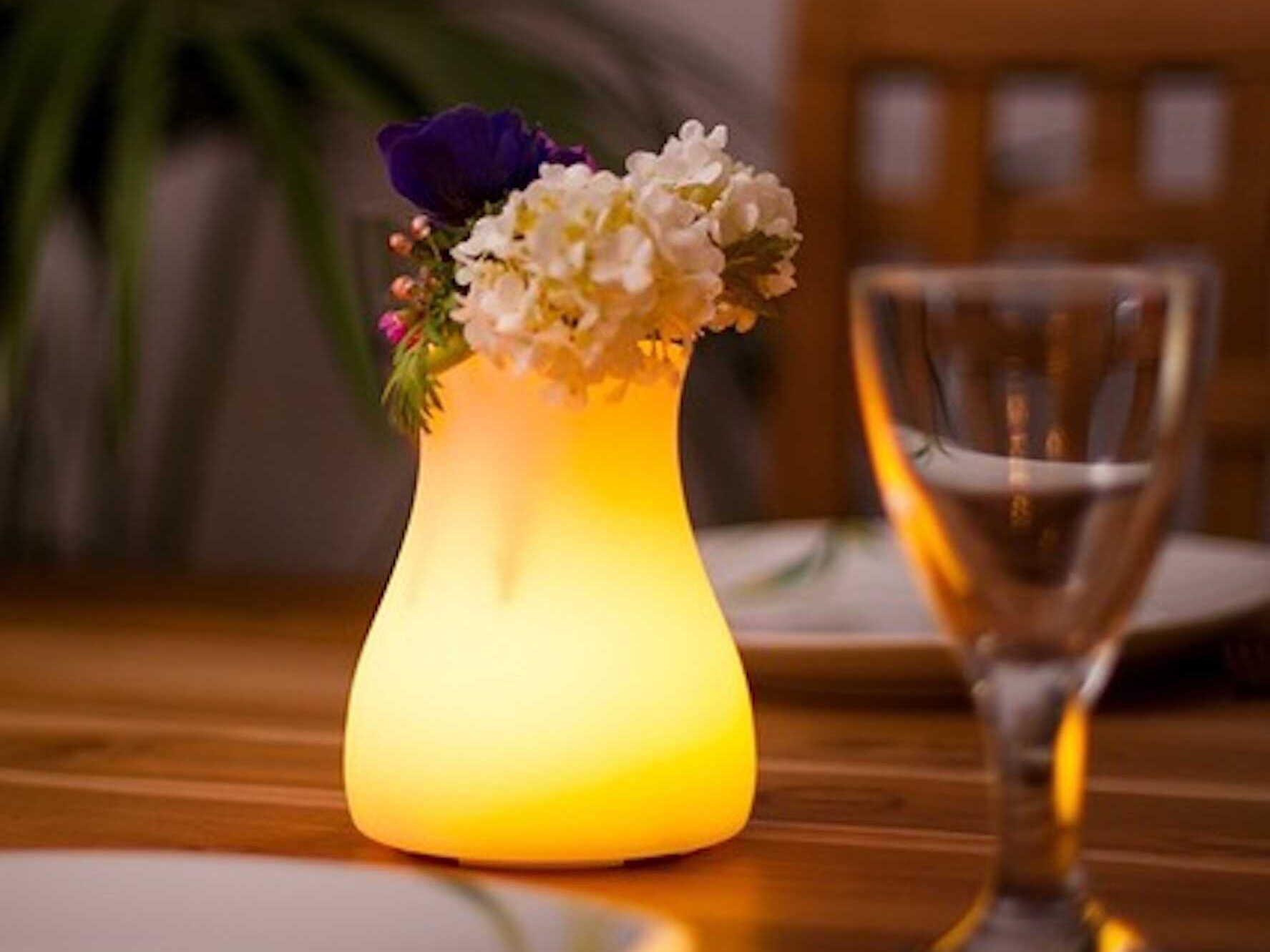 Smart & Green Olio White LED Table Lamp