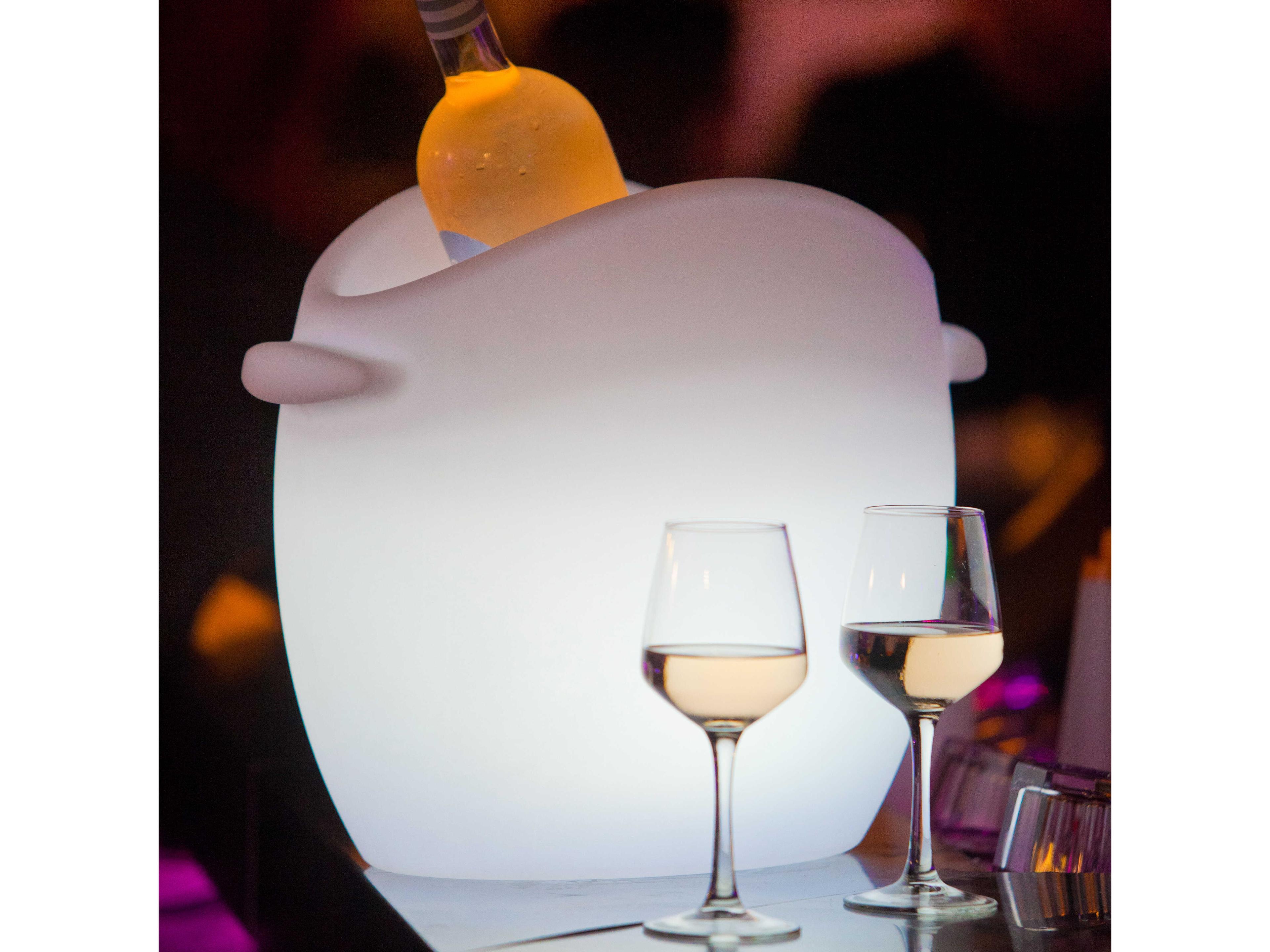 Smart & Green Original So Fresh Bluetooth Outdoor LED Light Champagne Cooler