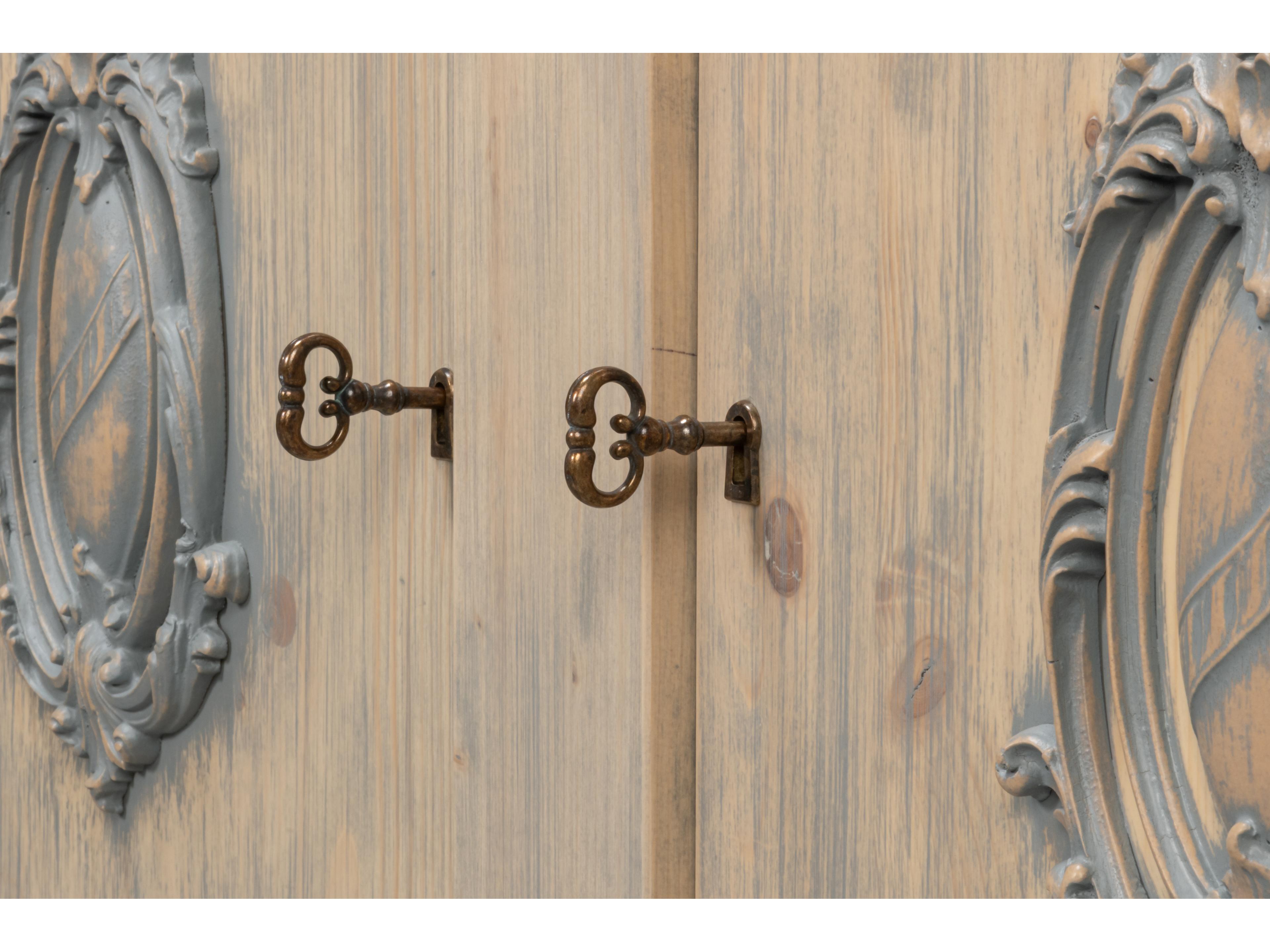 Sarreid Ltd Crested Pine Wood Display Cabinet