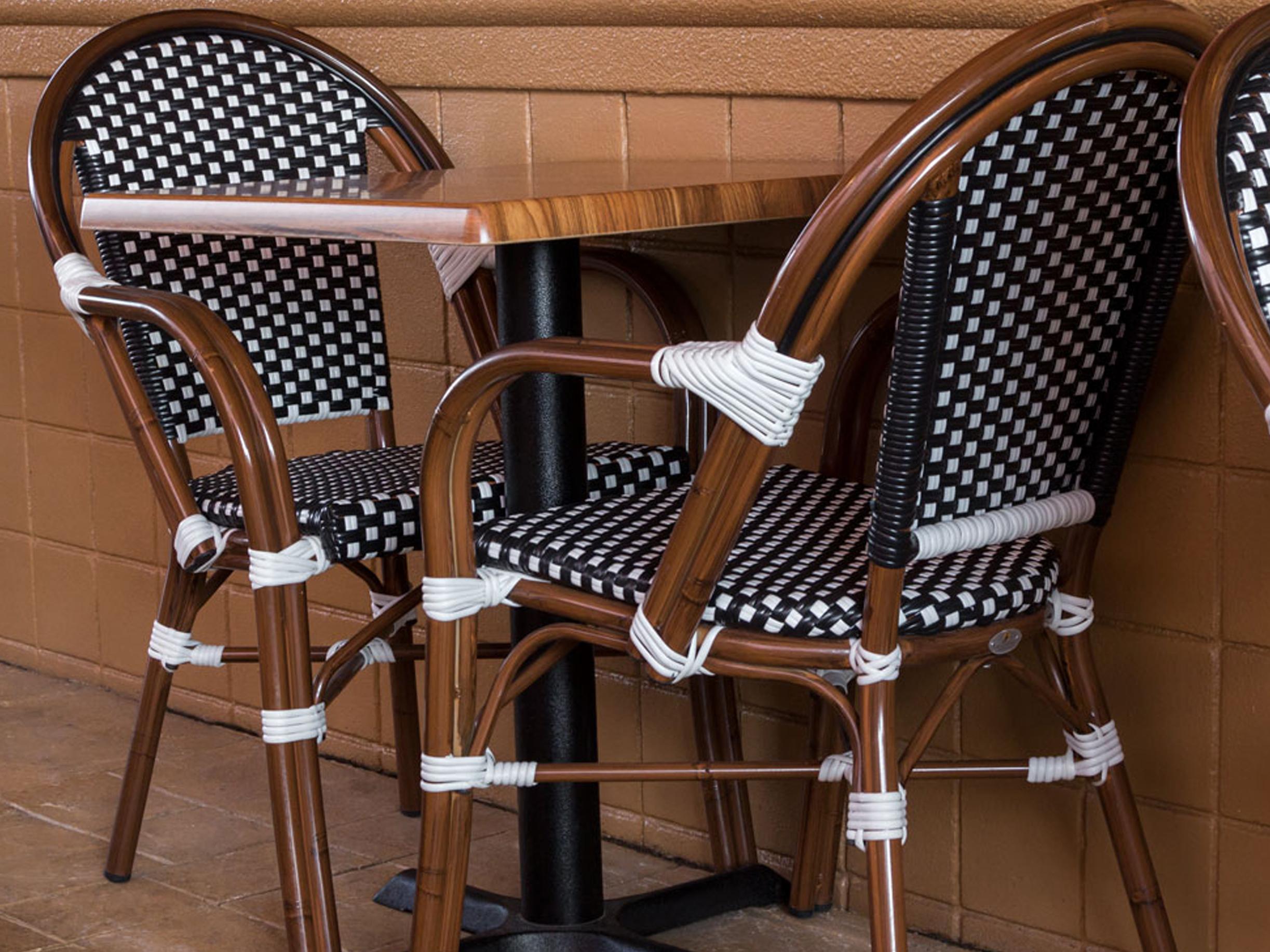 Decoscape Paris Dining Set